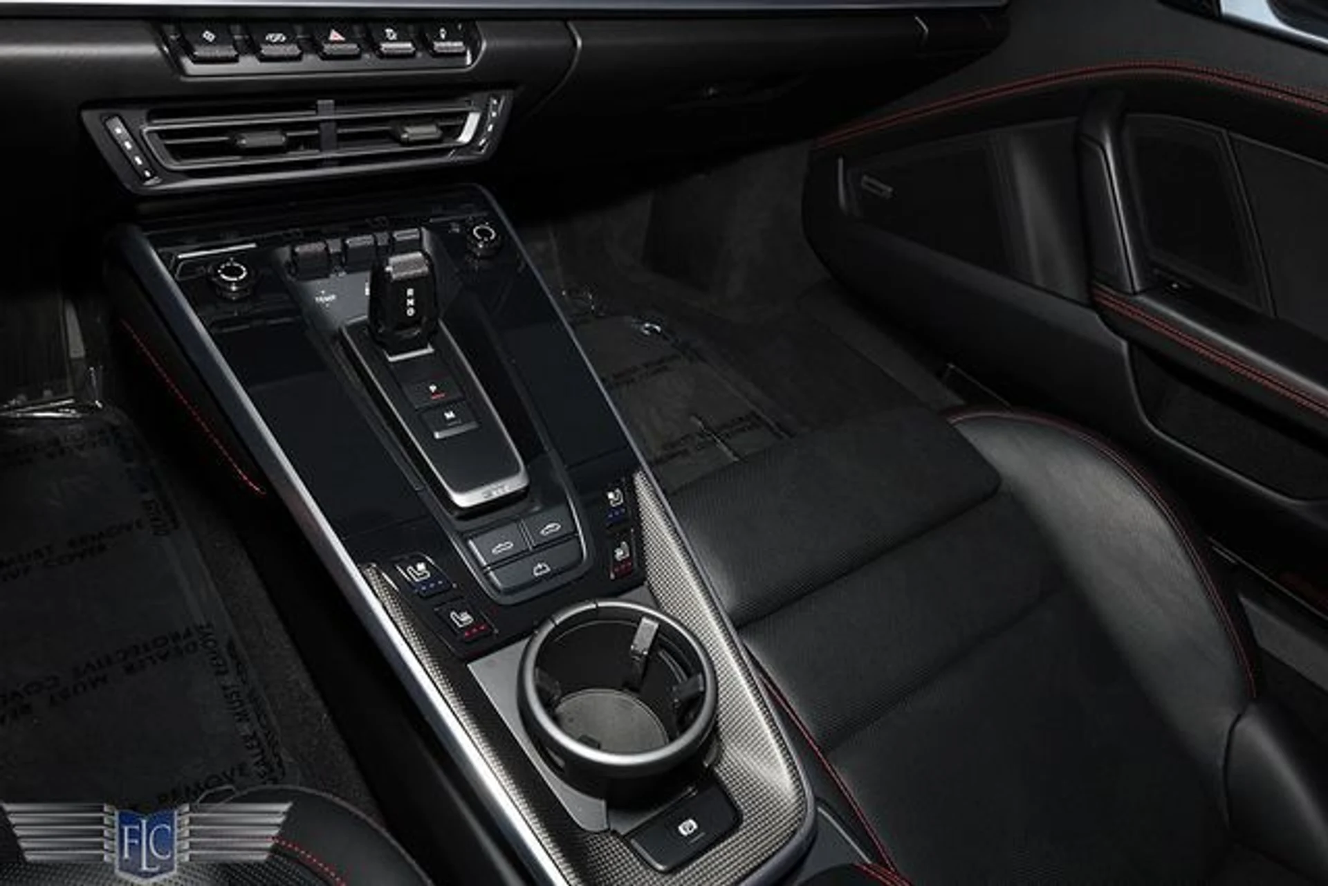 mph028_2509312933_used_2021_porsche_911_carrerascabriolet_6305_23038237_33_640_d83748935f