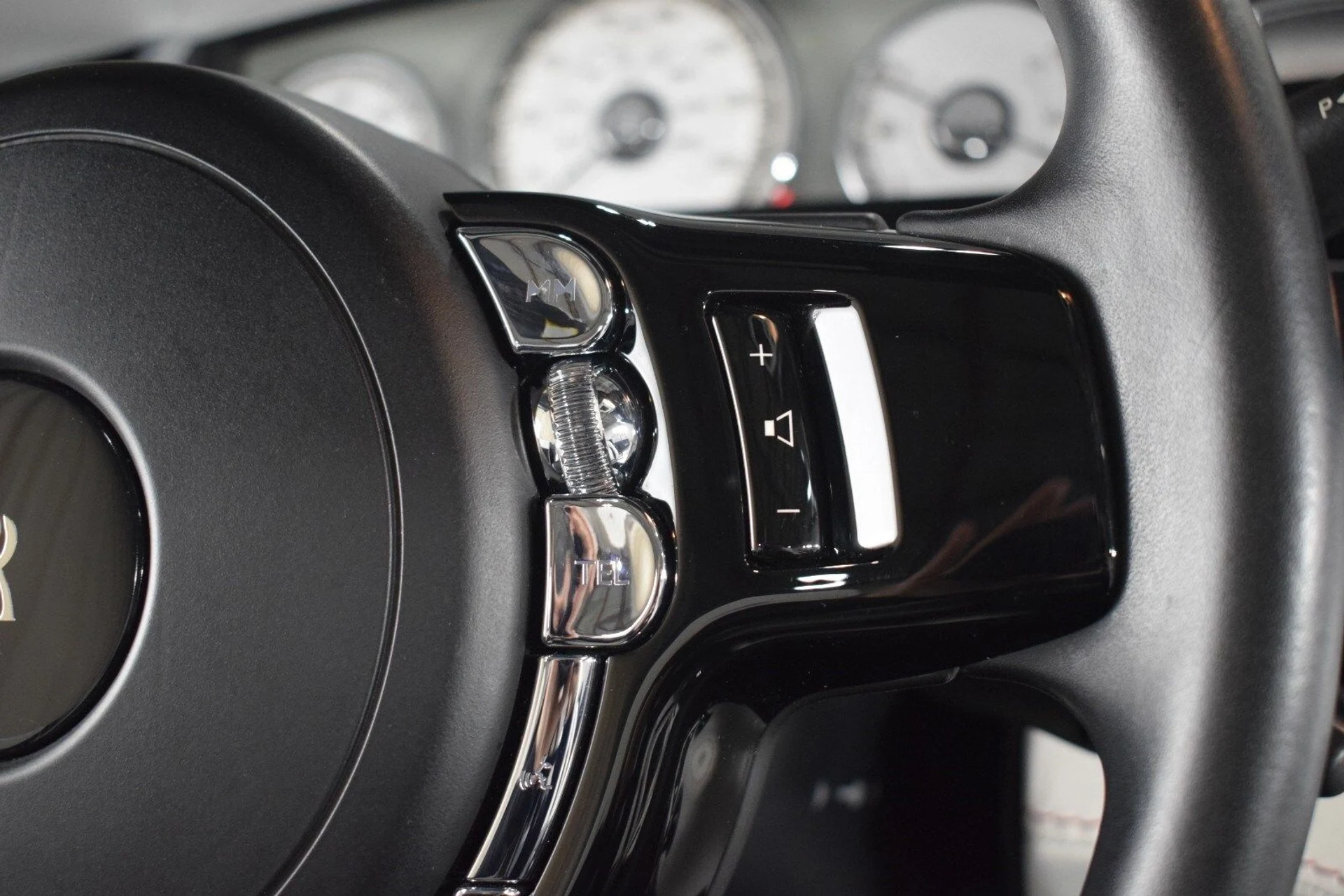 mph028_2512881352_938c5b8c60252c3aaca85b8d03040d22x_be9783eec1