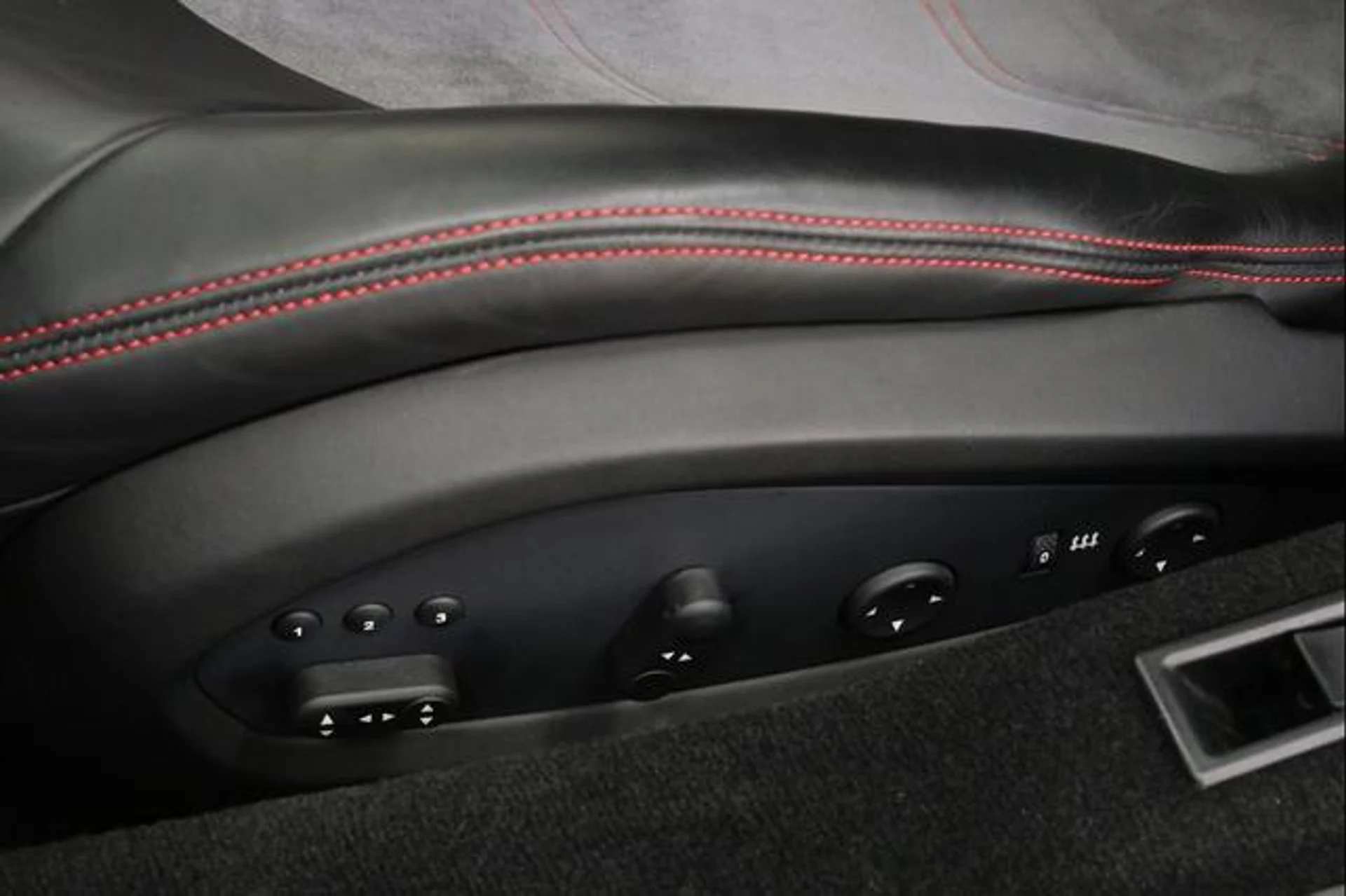 mph028_2519267340_br9uvhqrl_Kx_UJ_Cn2_Frh6r9z85_Q8_121d1fc7ed