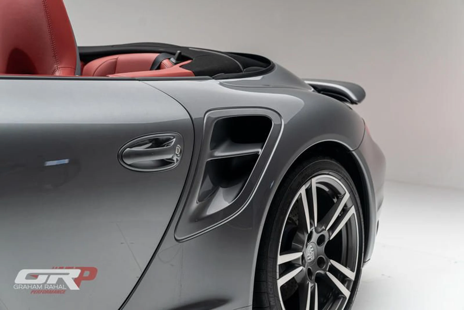 mph028_2531357535_5_CC_09_E89_DD_41_4_F23_AB_39_D8_BA_2_C7_D70_DC_bd846d44eb