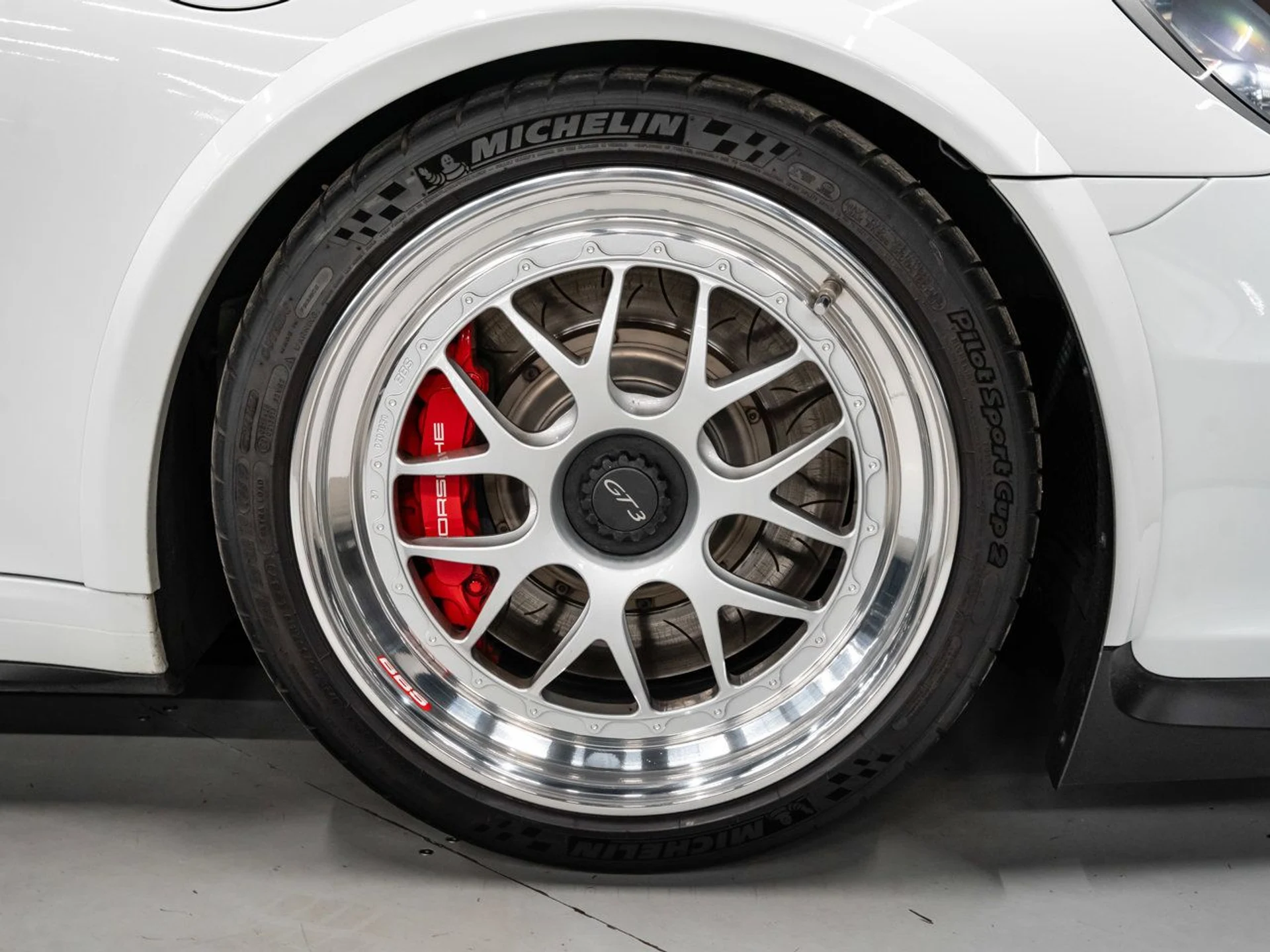 mph028_2539577805_porsche_911_2015_559fe2f624