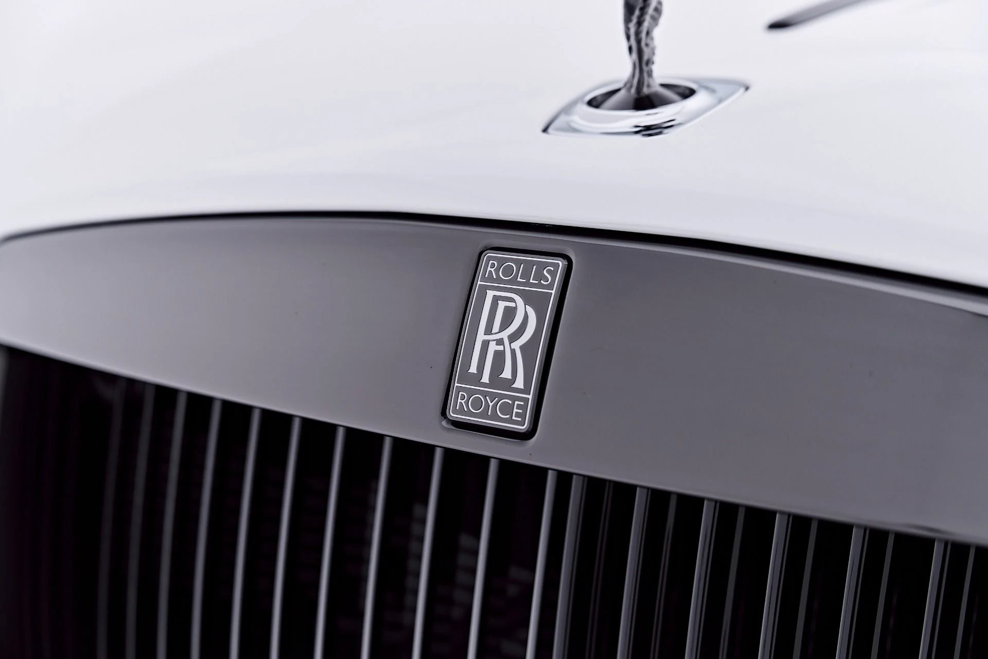 mph028_2543404672_Used_2020_Rolls_Royce_Dawn_Base_1784308155_e0a96fadb9