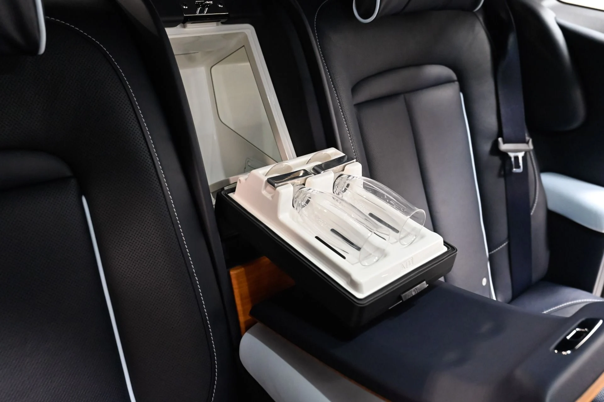 mph028_2543557357_Used_2021_Rolls_Royce_Ghost_Base_1788893206_f0508d1346