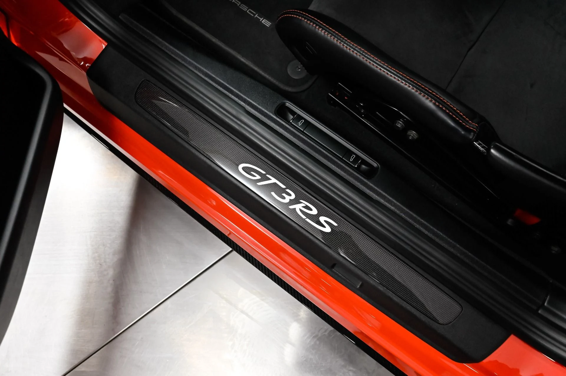 mph028_2546056888_Used_2016_Porsche_911_GT_3_RS_1791298183_81a54d44d9