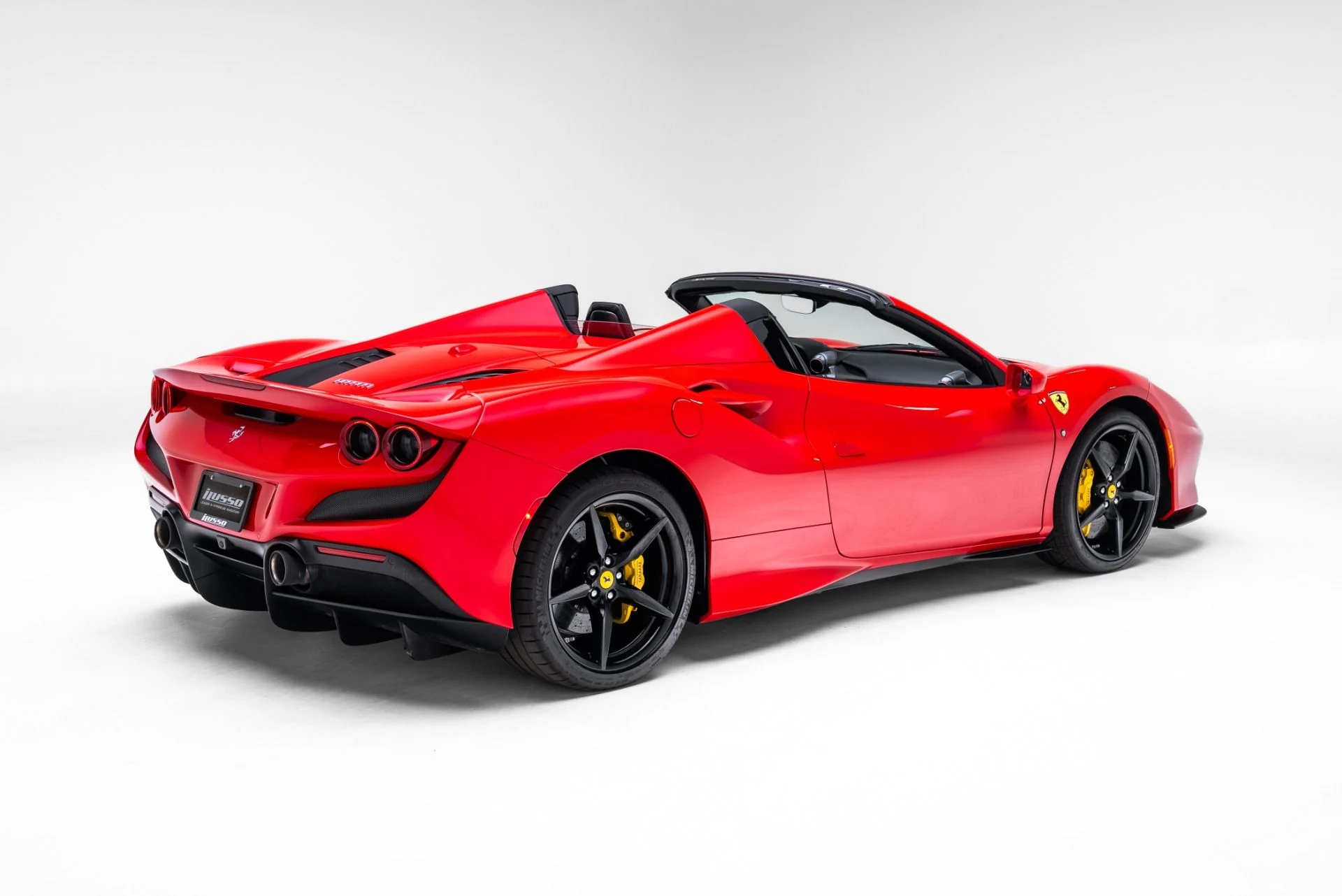 mph028_2547248848_Used_2022_Ferrari_F8_Spider_1772060446_77ecbaa551