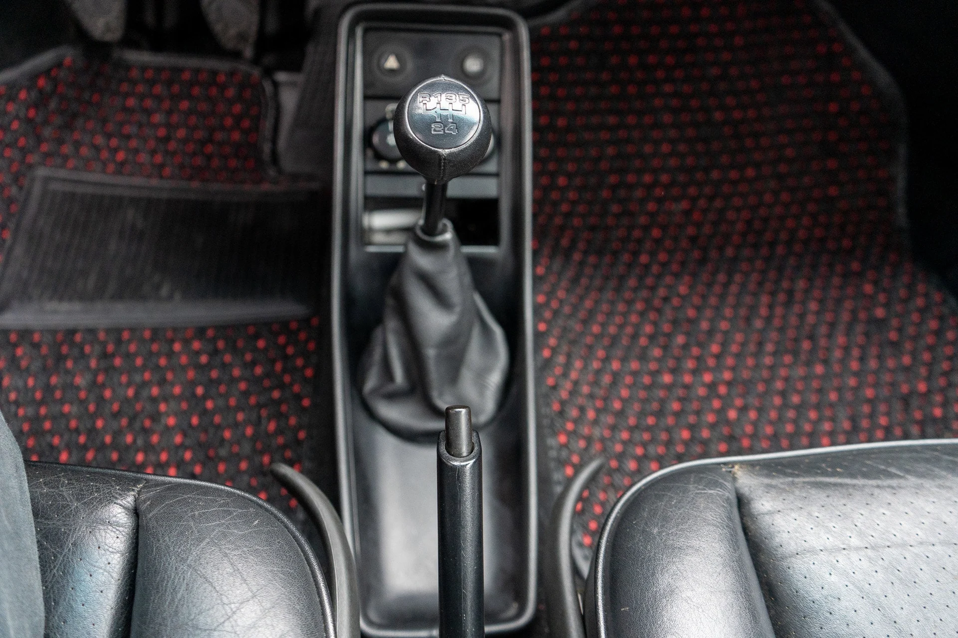 mph028_2547680760_29_8e9e4ea816