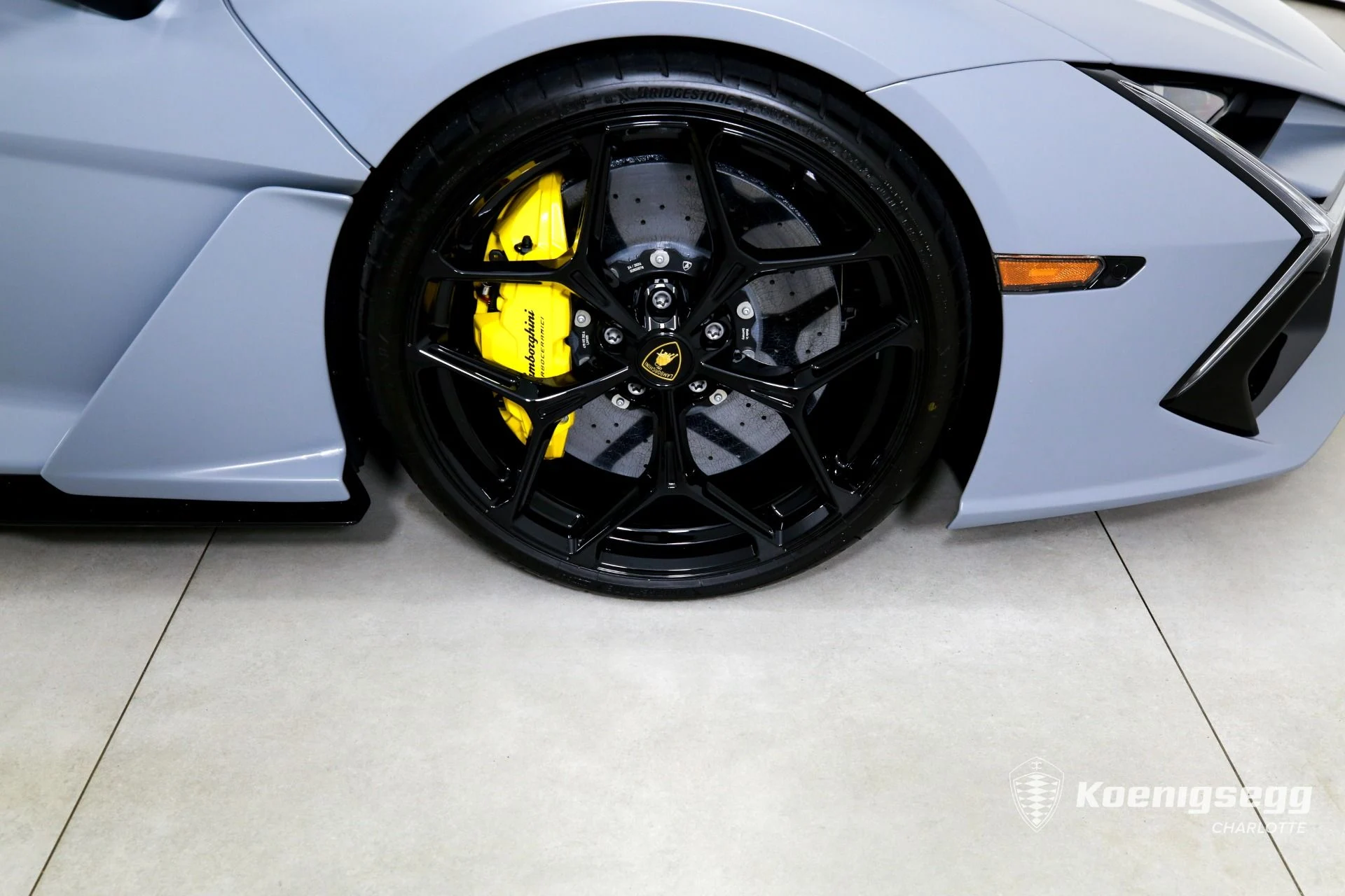 mph028_2554295426_Used_2024_Lamborghini_Revuelto_1756310195_f3a44675c1