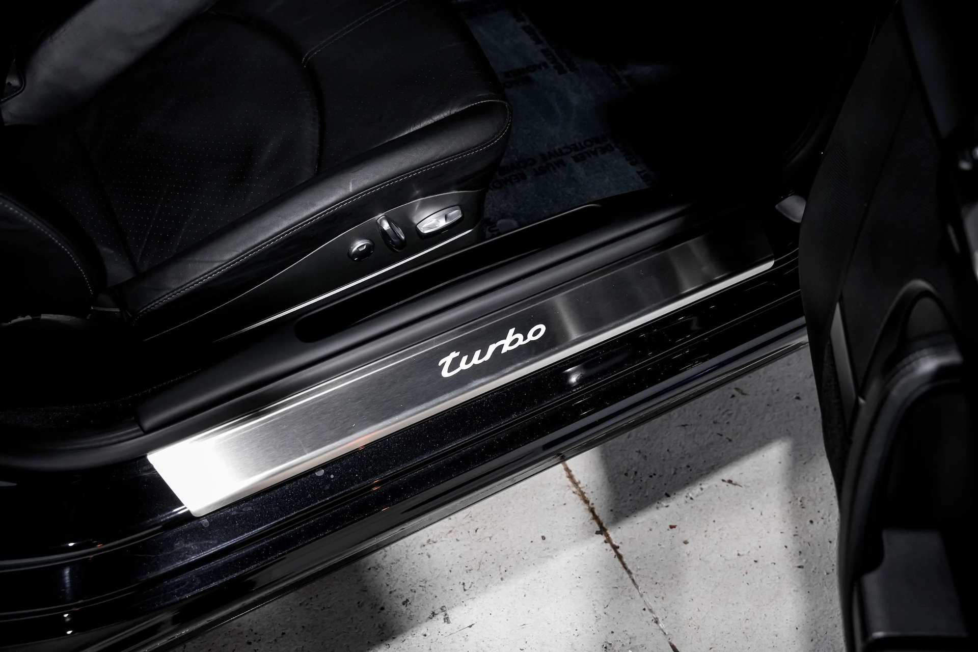 mph028_2554648155_0c897499e7c3f545b322c2aa4c2a82a0x_04843ab7c6