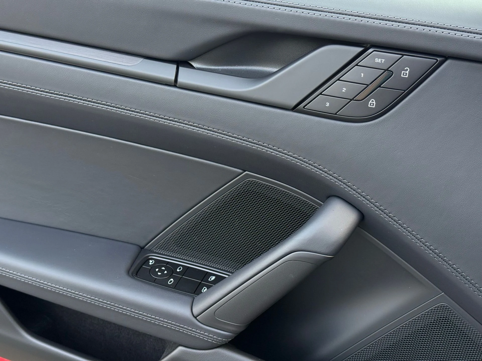 mph028_2554816485_65cf7ba44083f012dcb67618a11eccc4_e12fddc550