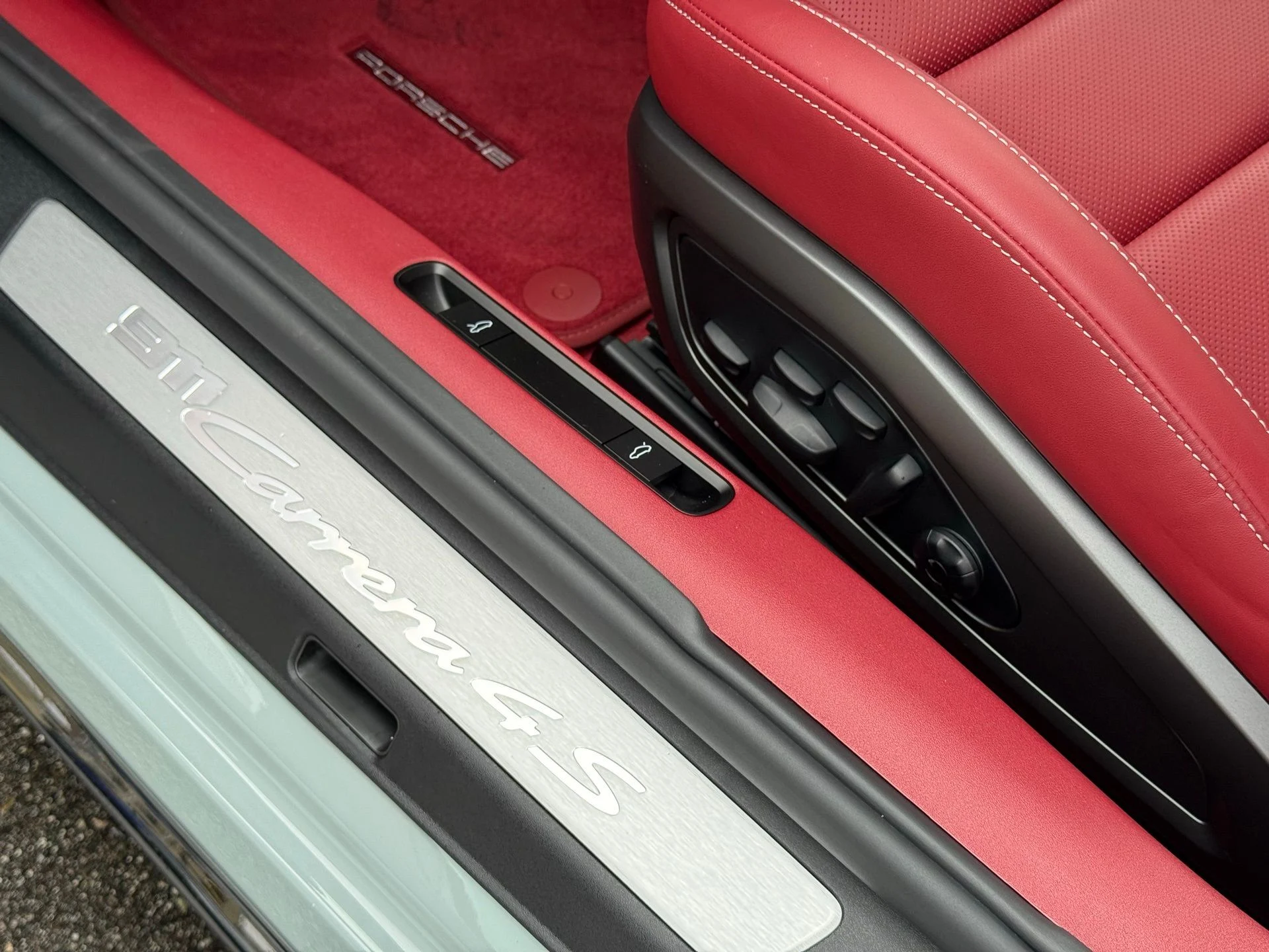 mph028_2557680796_a185de49574f2ea8649444c73d71751d_ca6956385b