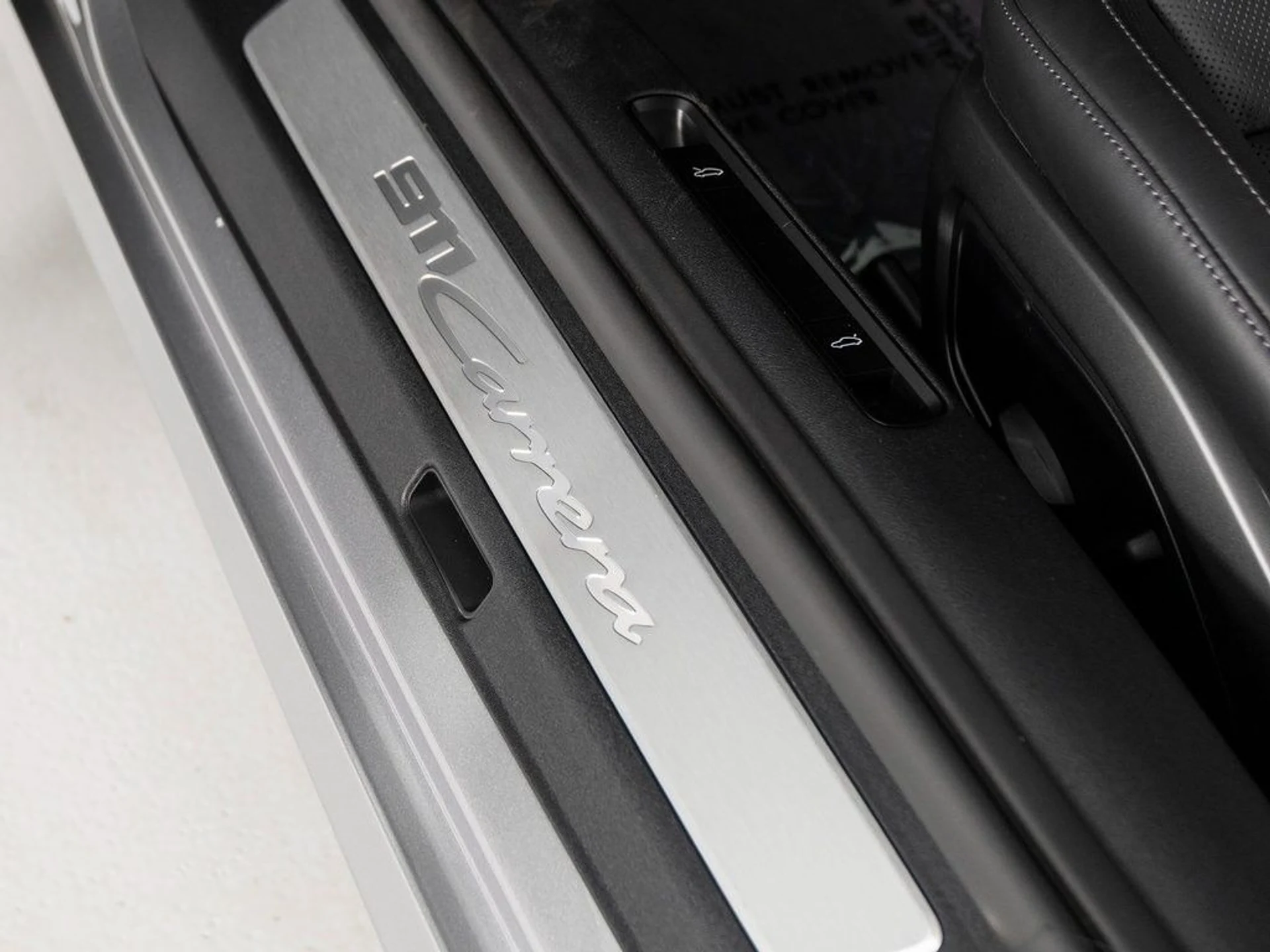 mph028_2558890671_842822d30c2b1747bc8bc092f4cd11b8x_70ac70bea0