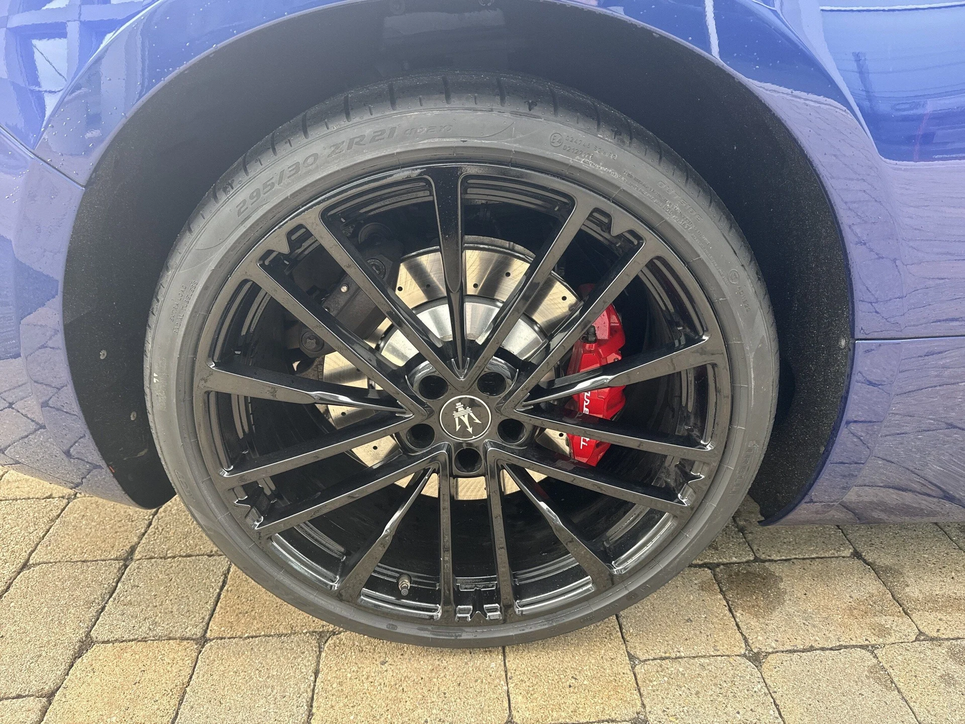 mph028_2561822508_81504d7c52cbc89b9aadb81d180668c3x_333dd67c3b