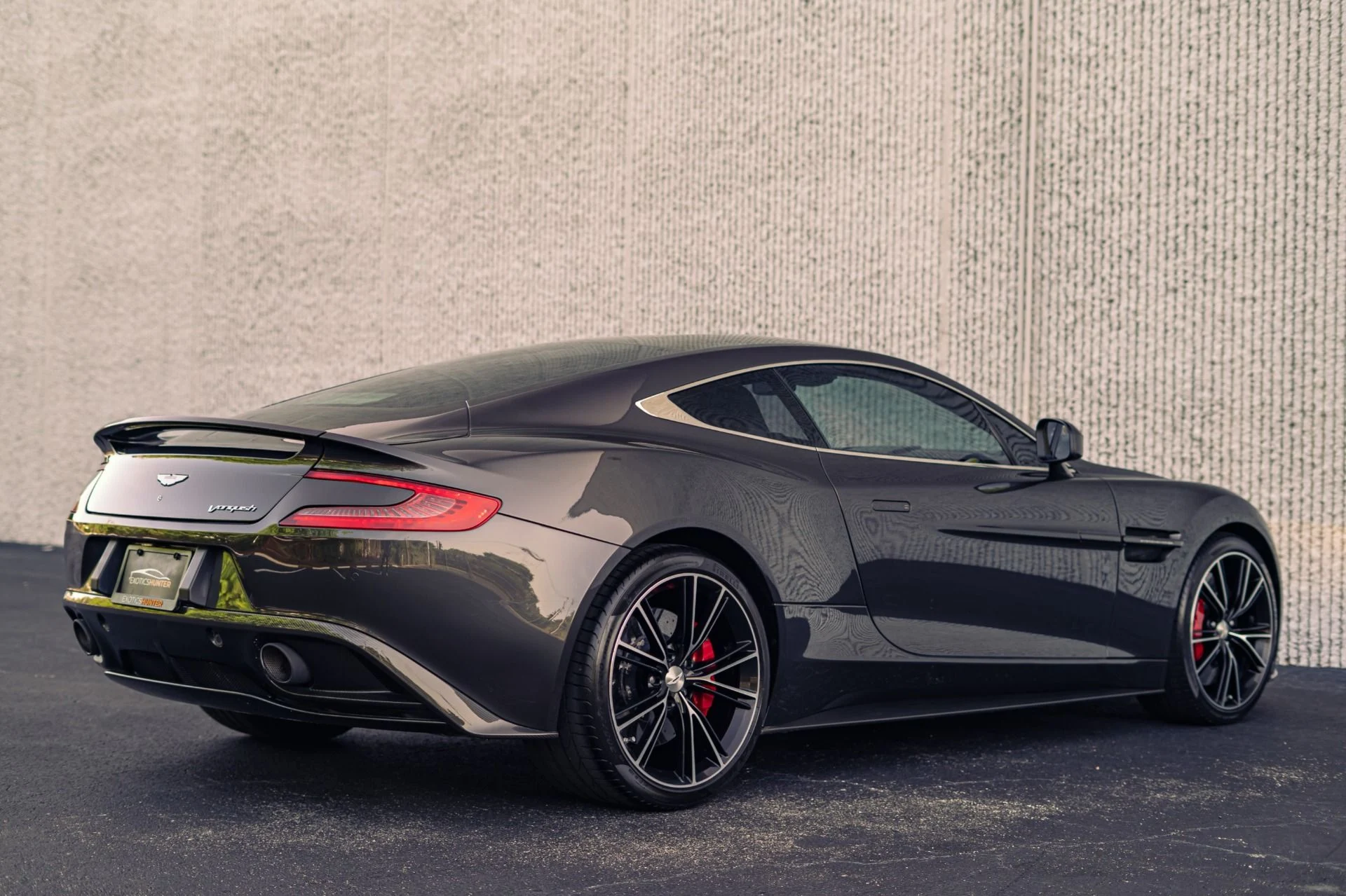 mph028_2565141983_Used_2014_Aston_Martin_Vanquish_Carbon_Exterior_Package_1783984882_d692afcbb6