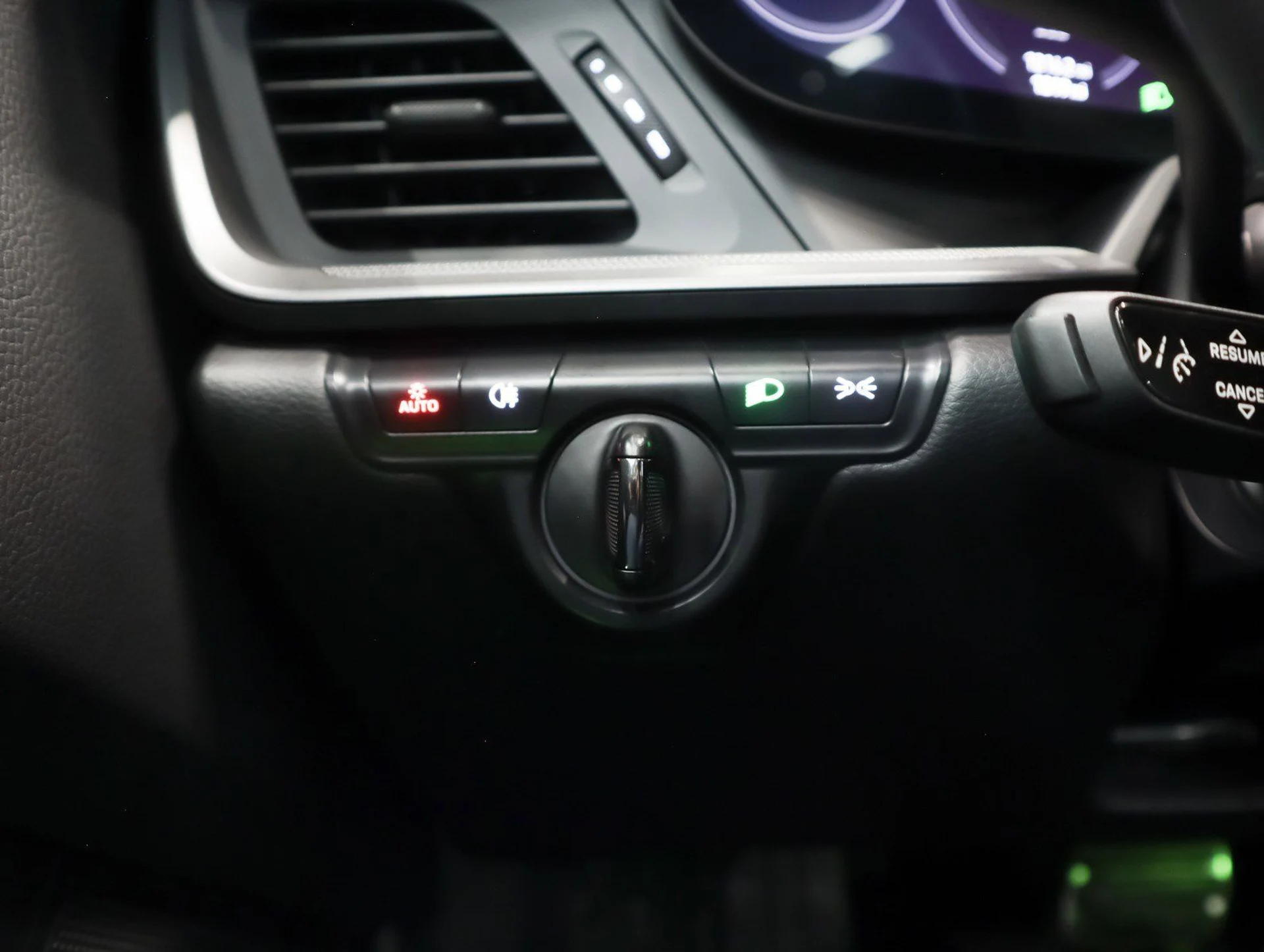 mph028_2565377001_1e073589506a5b5a62195eb3c88c16ee_b1a354db92