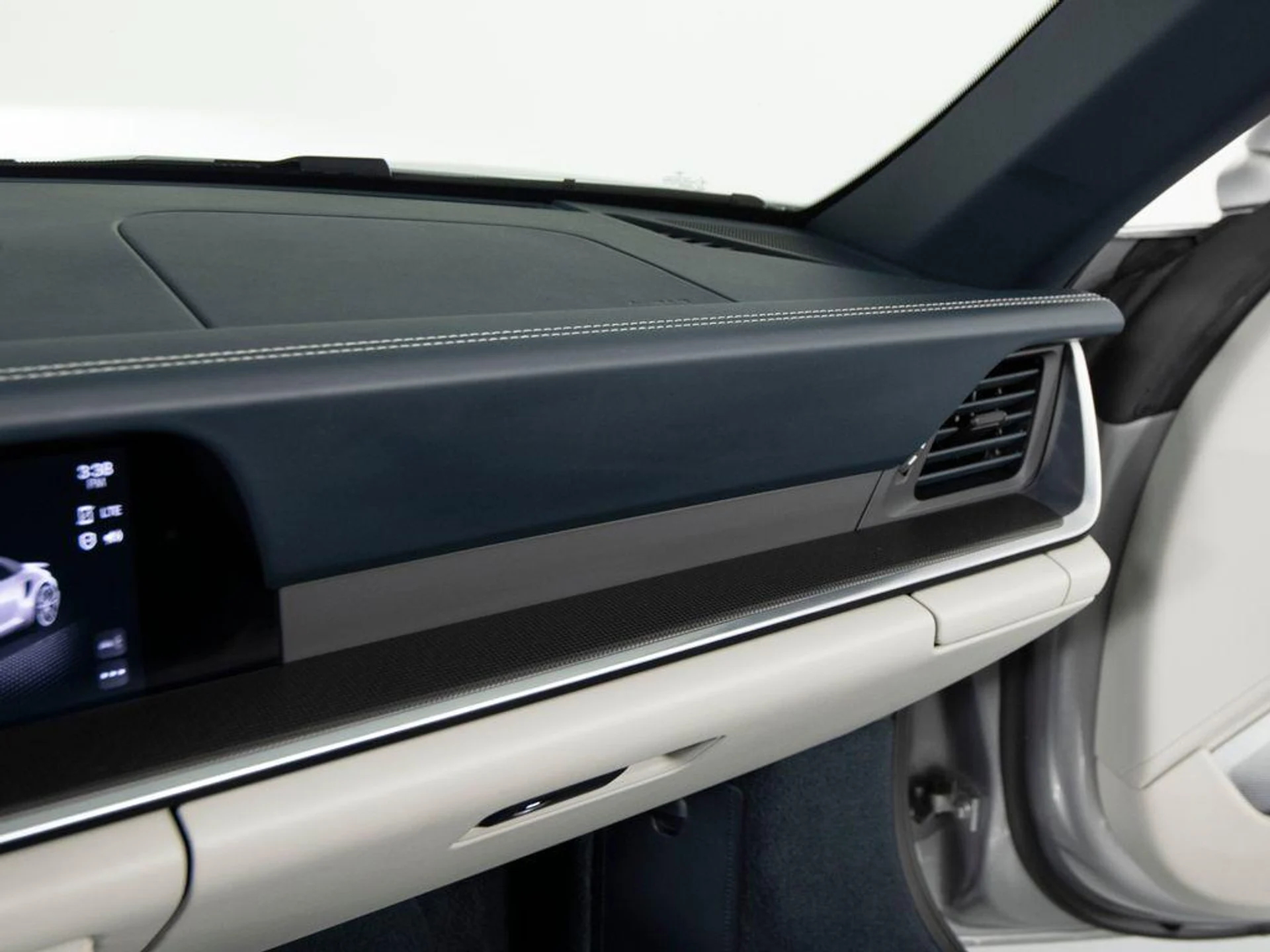 mph028_2570483194_Rg8_Gk_R_Yco4z_W3_Q1_Mqe_H_Csk0_I_e_A_840e2ff0a3