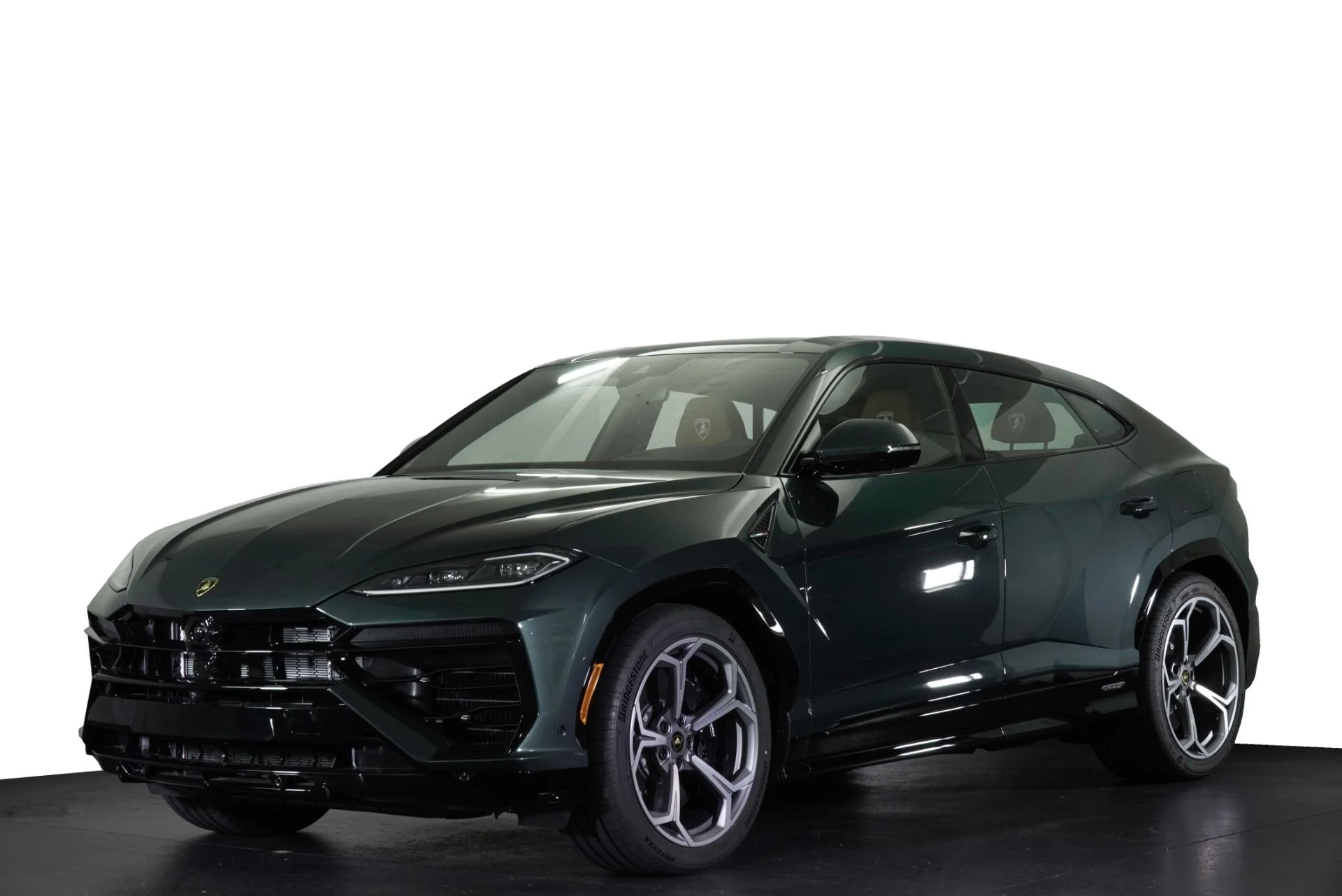 mph028_2572693021_New_2025_Lamborghini_Urus_SE_1760113622_428b77015f