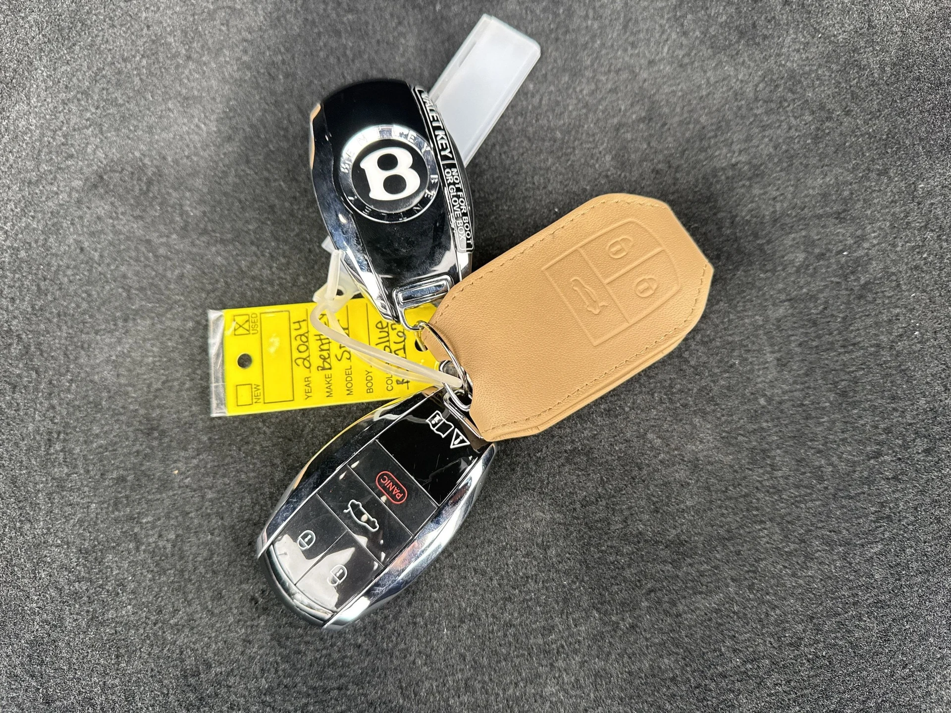 mph028_257744951_92bddddeb941f276d61b92e701f557fcx_0d255b7e03