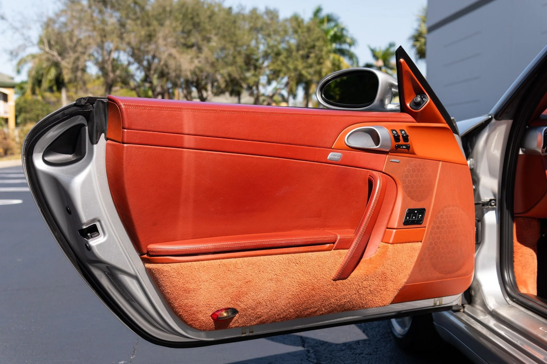 mph028_2589124422_Used_2006_Porsche_911_Carrera_S_1770441608_1411b6fc1d