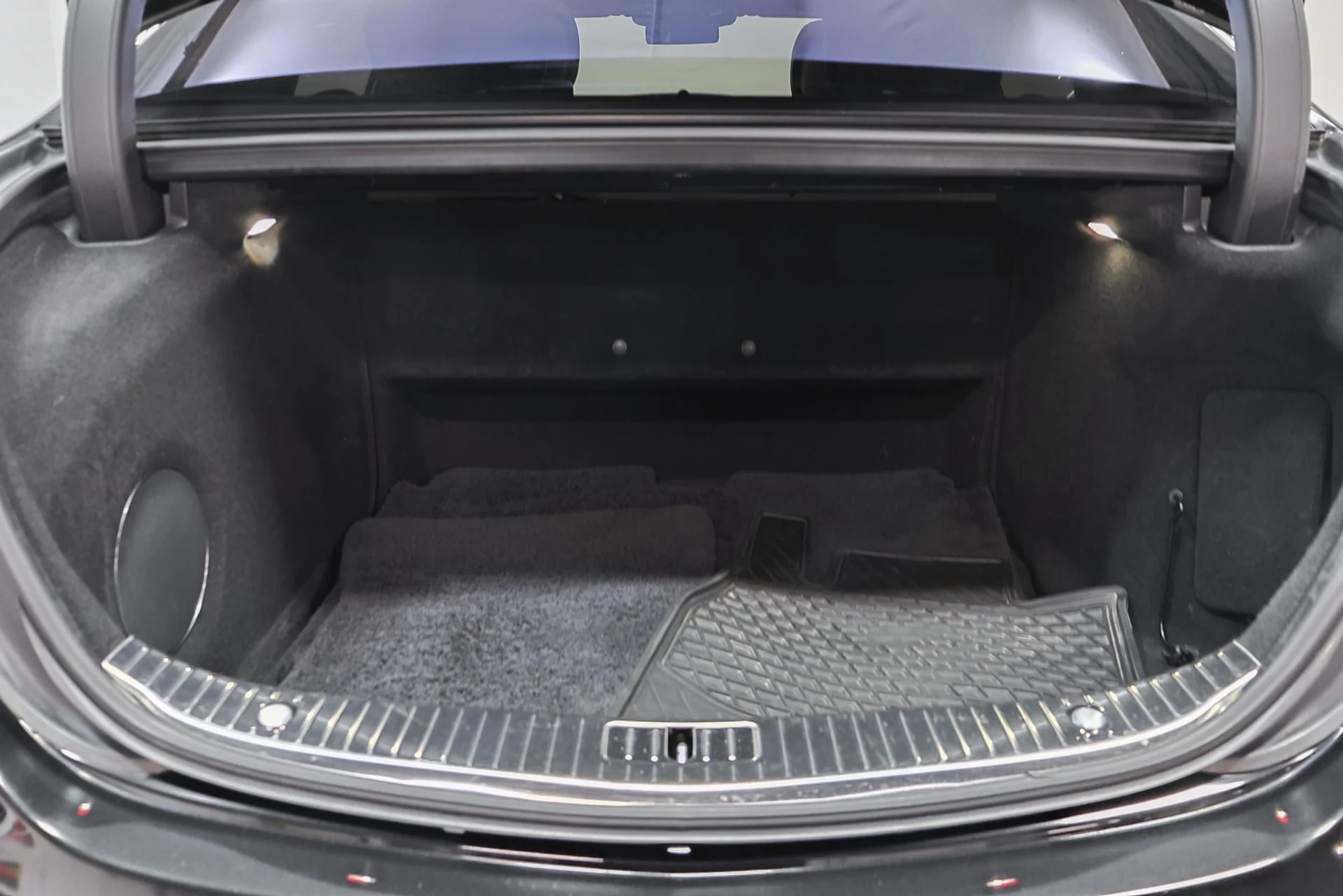 mph028_2590056040_Used_2019_Mercedes_Benz_S_Class_Maybach_S_560_4_MATIC_1761681414_2e7890b517