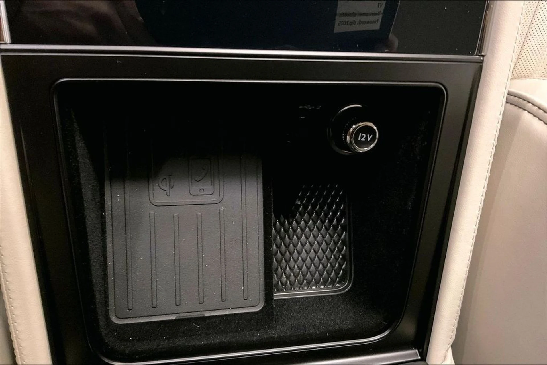 mph028_2595748500_0de0c9f1bbf0735652d3156c4b1cc6d1x_f820b46919