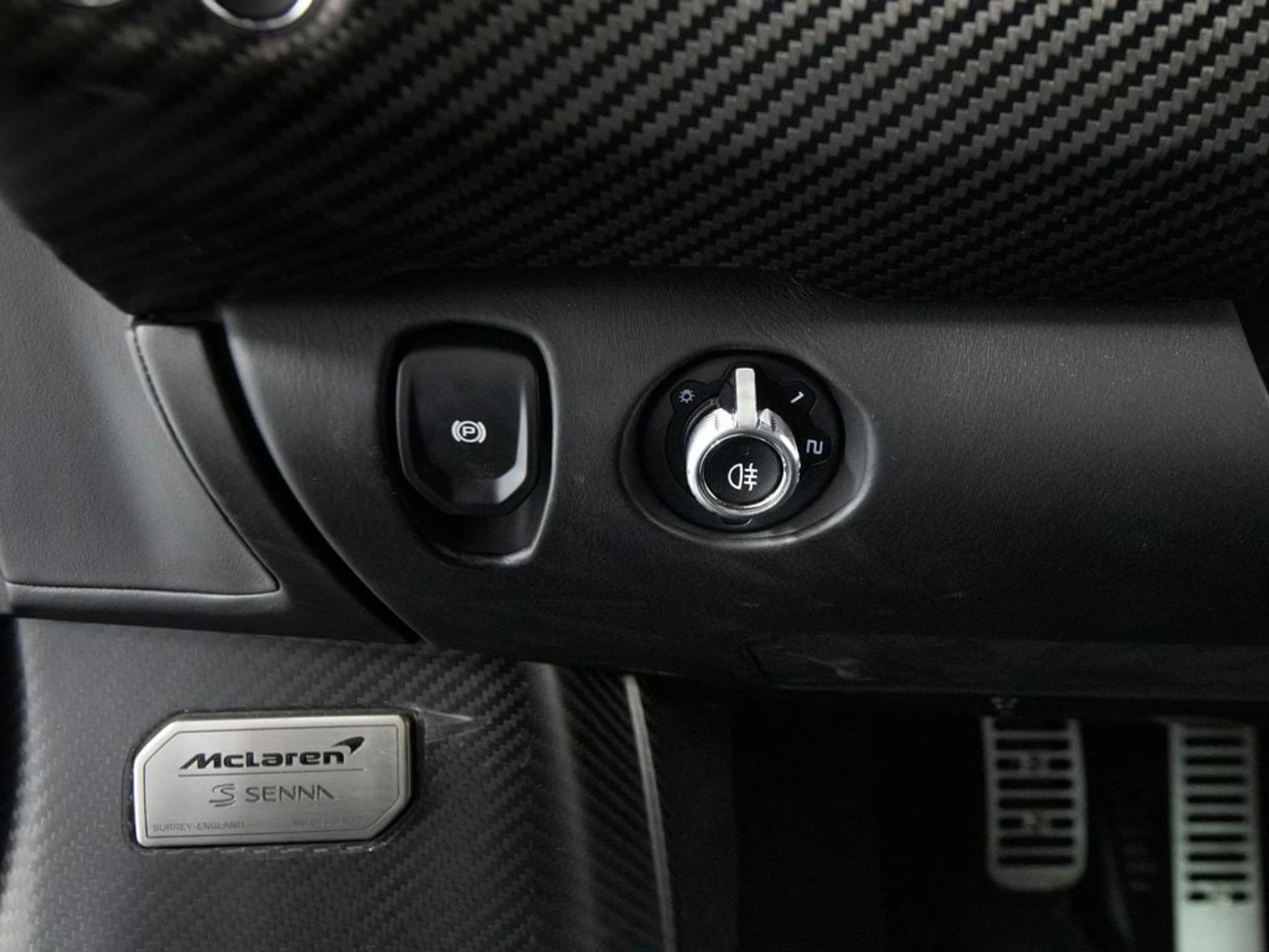 mph028_2597002702_428768c859a38571c7652e175a182154x_485e10aaad