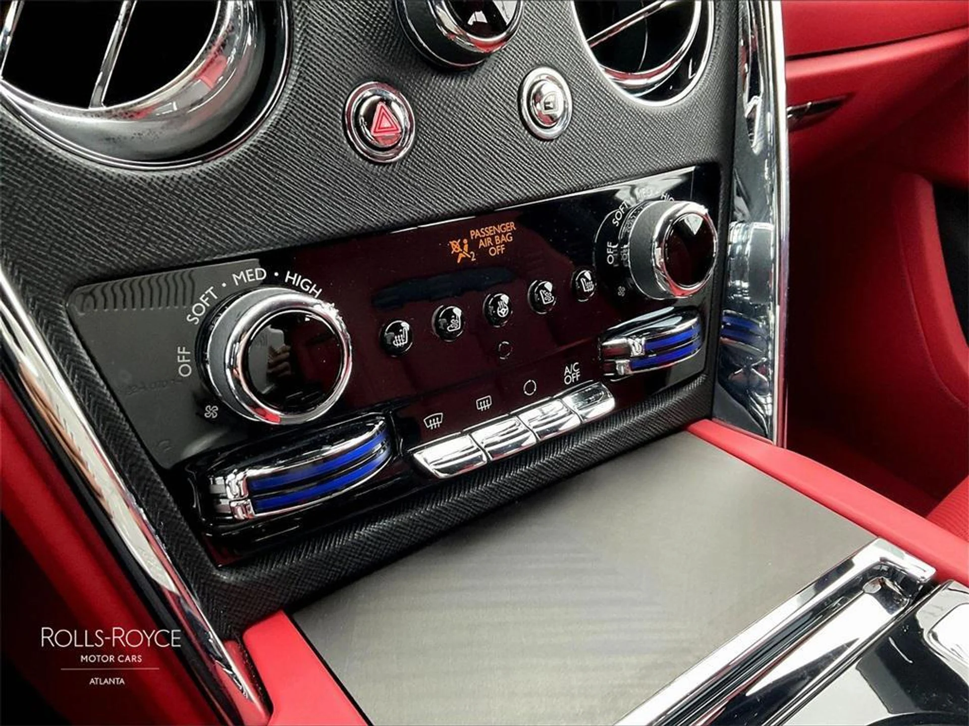 mph028_2603749153_O6f4pu_F0_CGSK_Tu_W_Zz_J_k5f_DRWVU_220271b30b