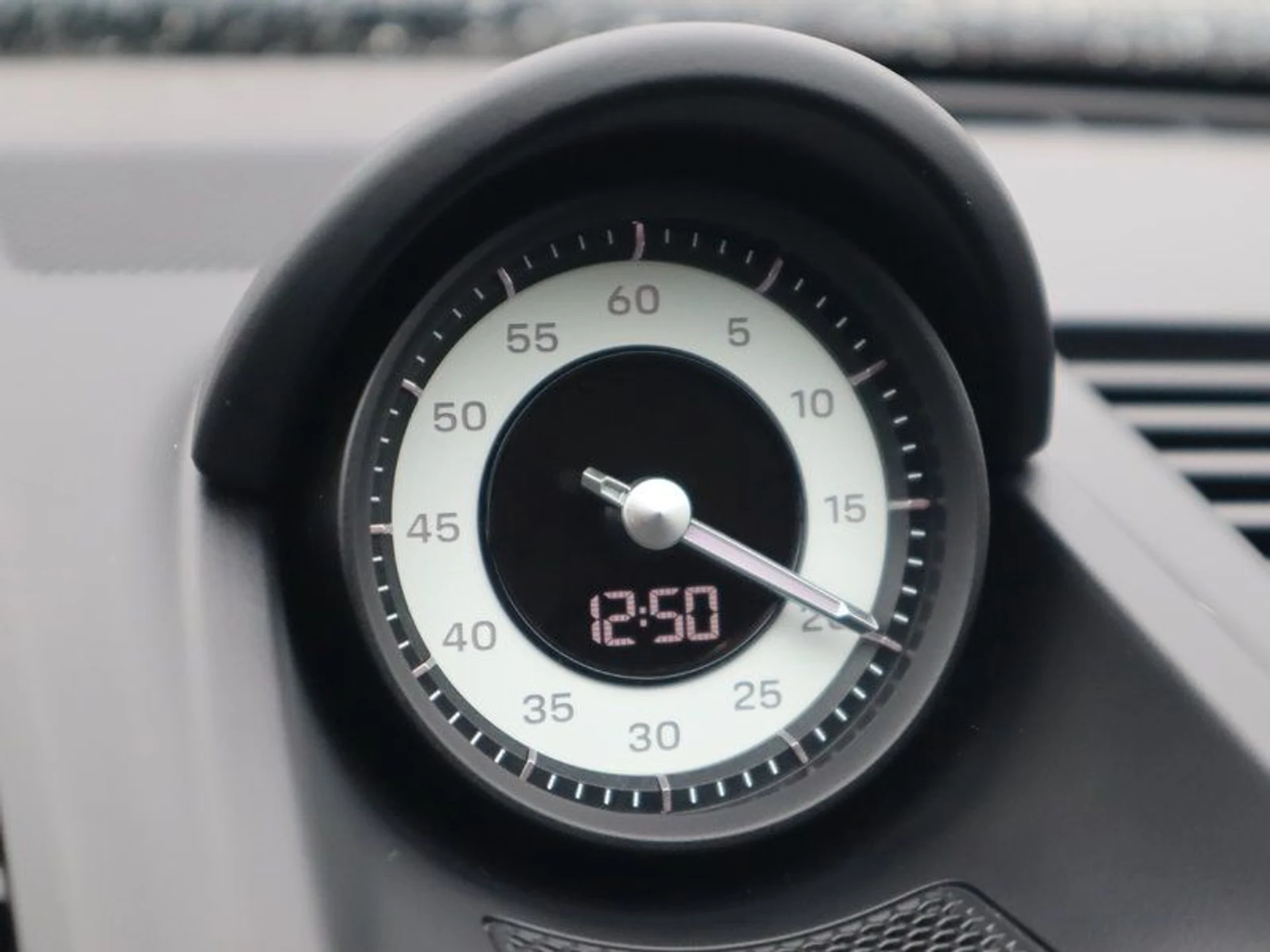 mph028_2615459359_37193162_05166_dea921a7acd71961516088de06e994e3_04031f30c5