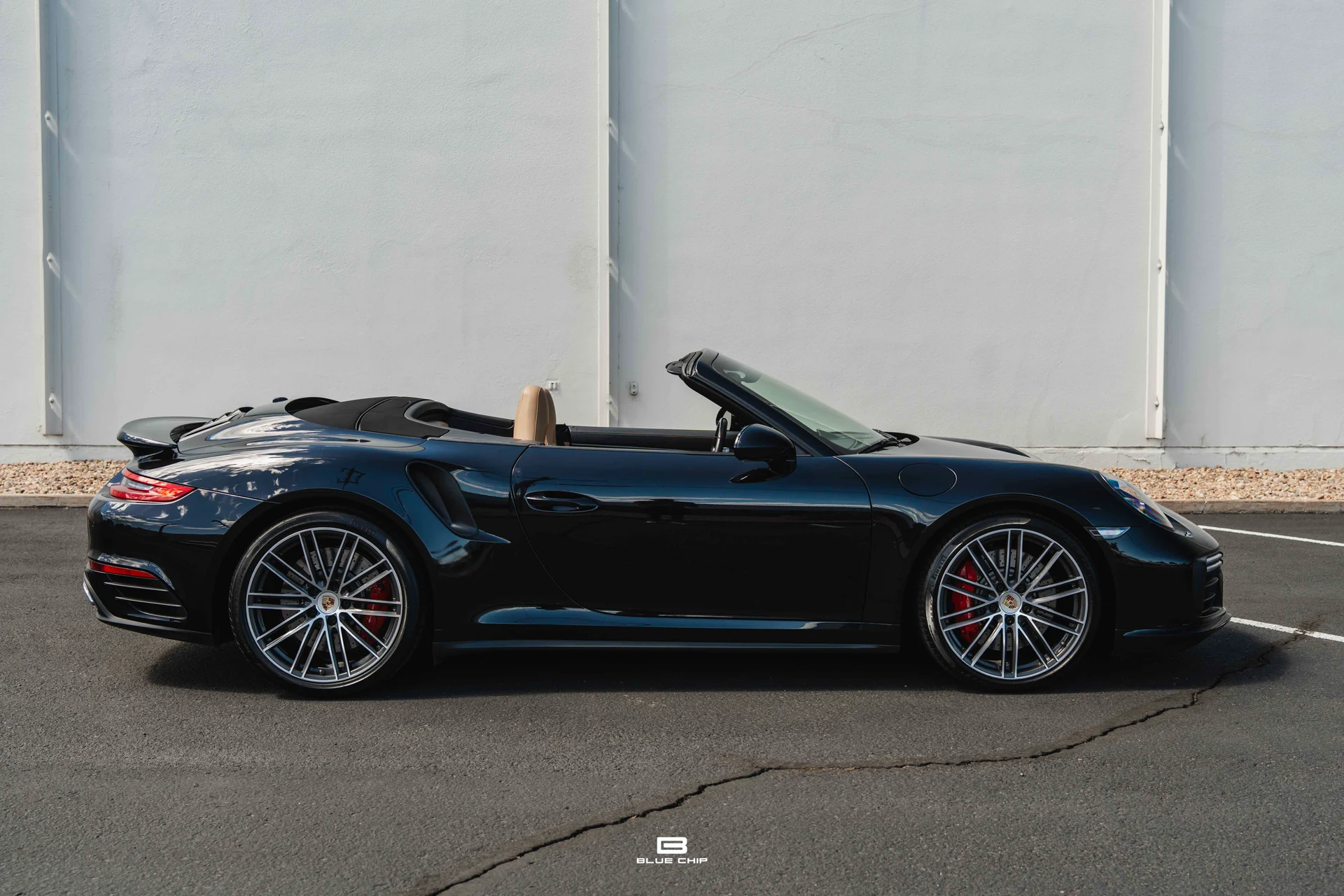 mph028_2629362687_6a2c27e30d2e4495f49472ac_2017_Porsche_911_Turbo_29_2d40d4cff4
