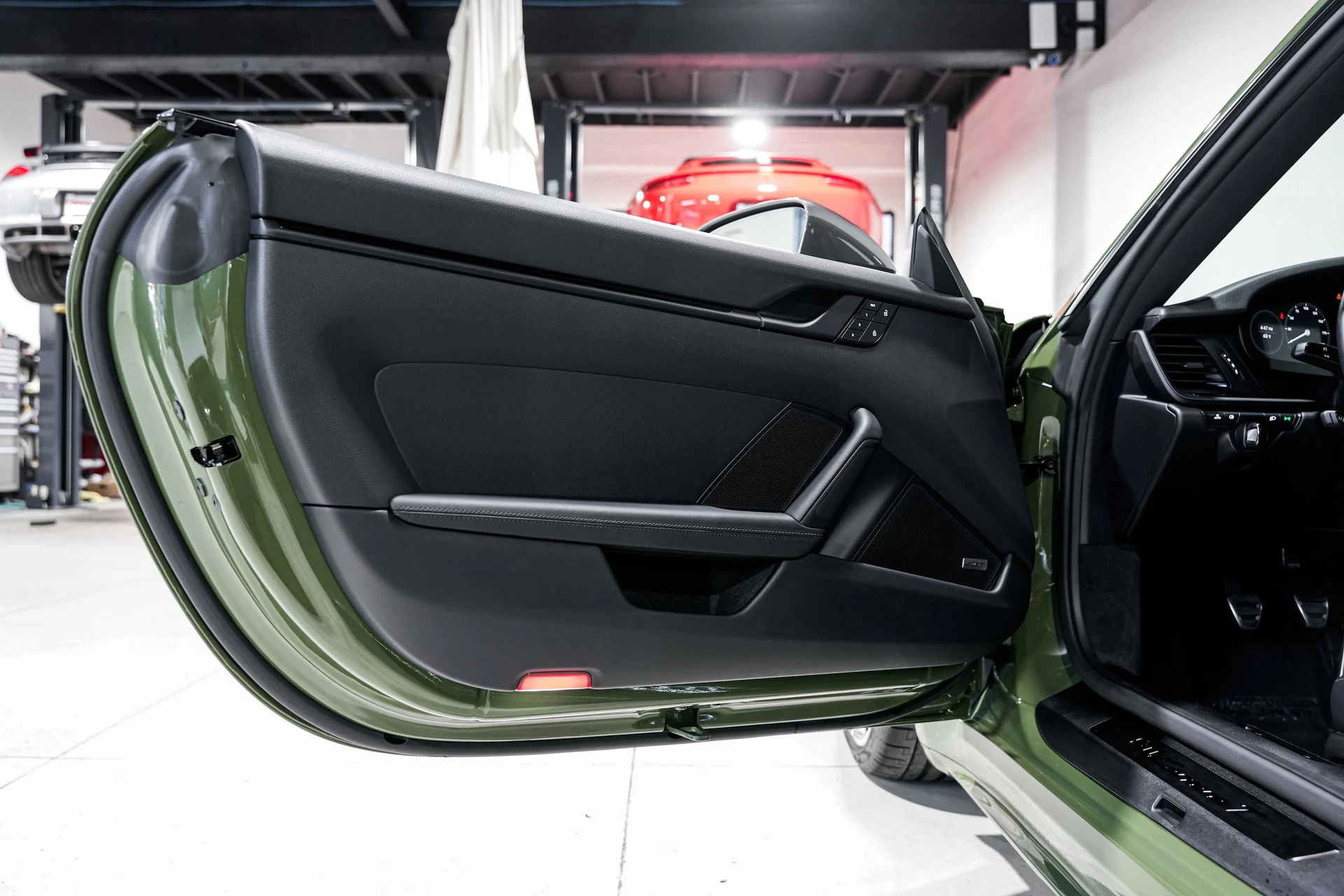 mph028_2634572359_448a70bd01badfa70a6f640170c08f31x_4fdf51205e