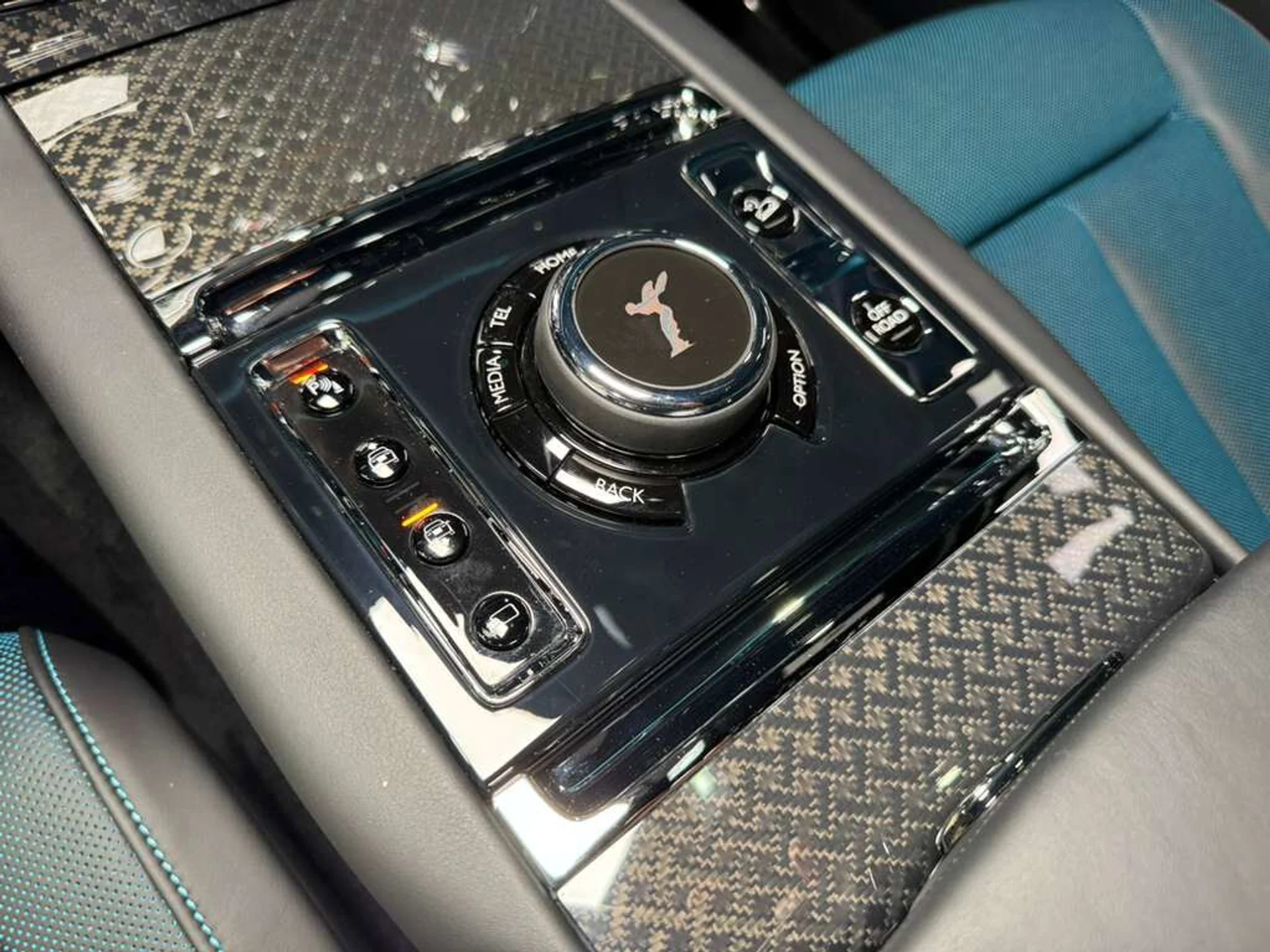 mph028_2635199686_2c617d67166ea8ad598051b6607e826a_da669d99fa