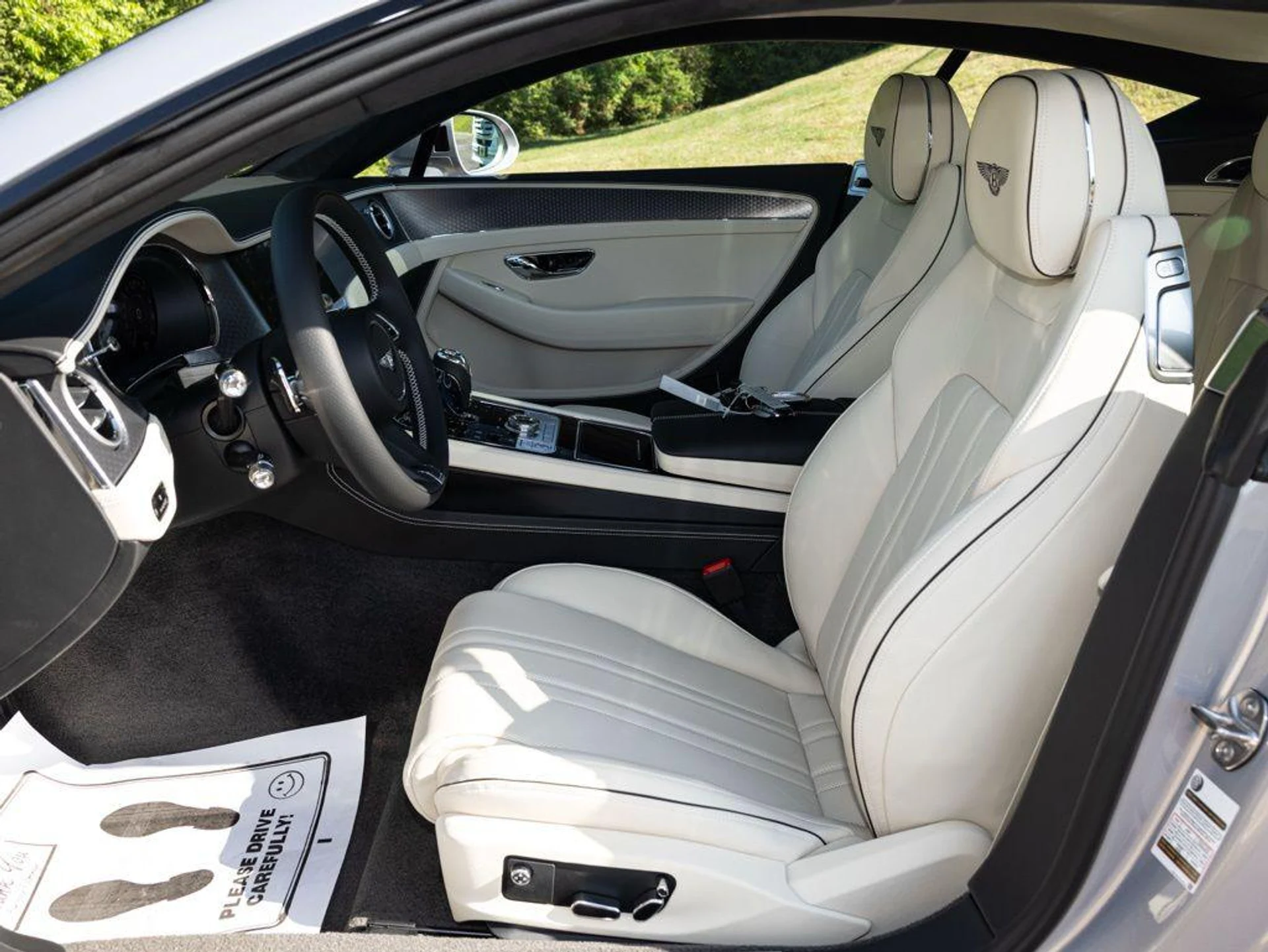 mph028_2635479778_514426020_69ea415fa250cd82d00a24e6_dd88c3eb30