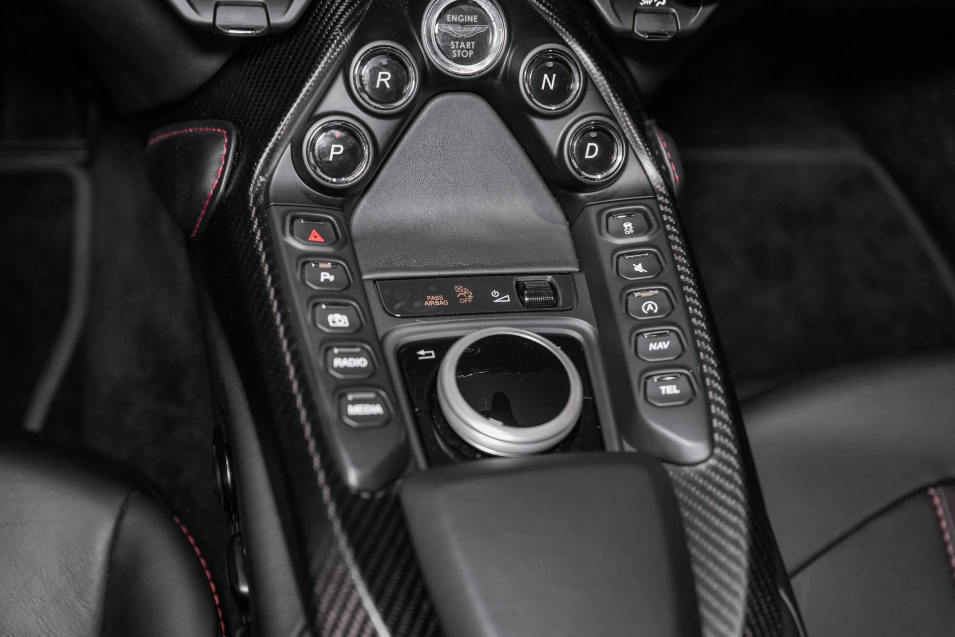 mph028_2644614715_Used_2023_Aston_Martin_Vantage_V8_1772854371_f66664e414