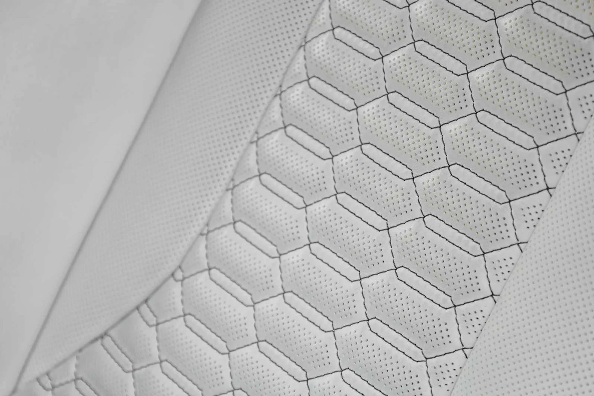 mph028_264964380_2bfa6d4c8de6e8f8caf8698e88f0e82dx_bf80708989