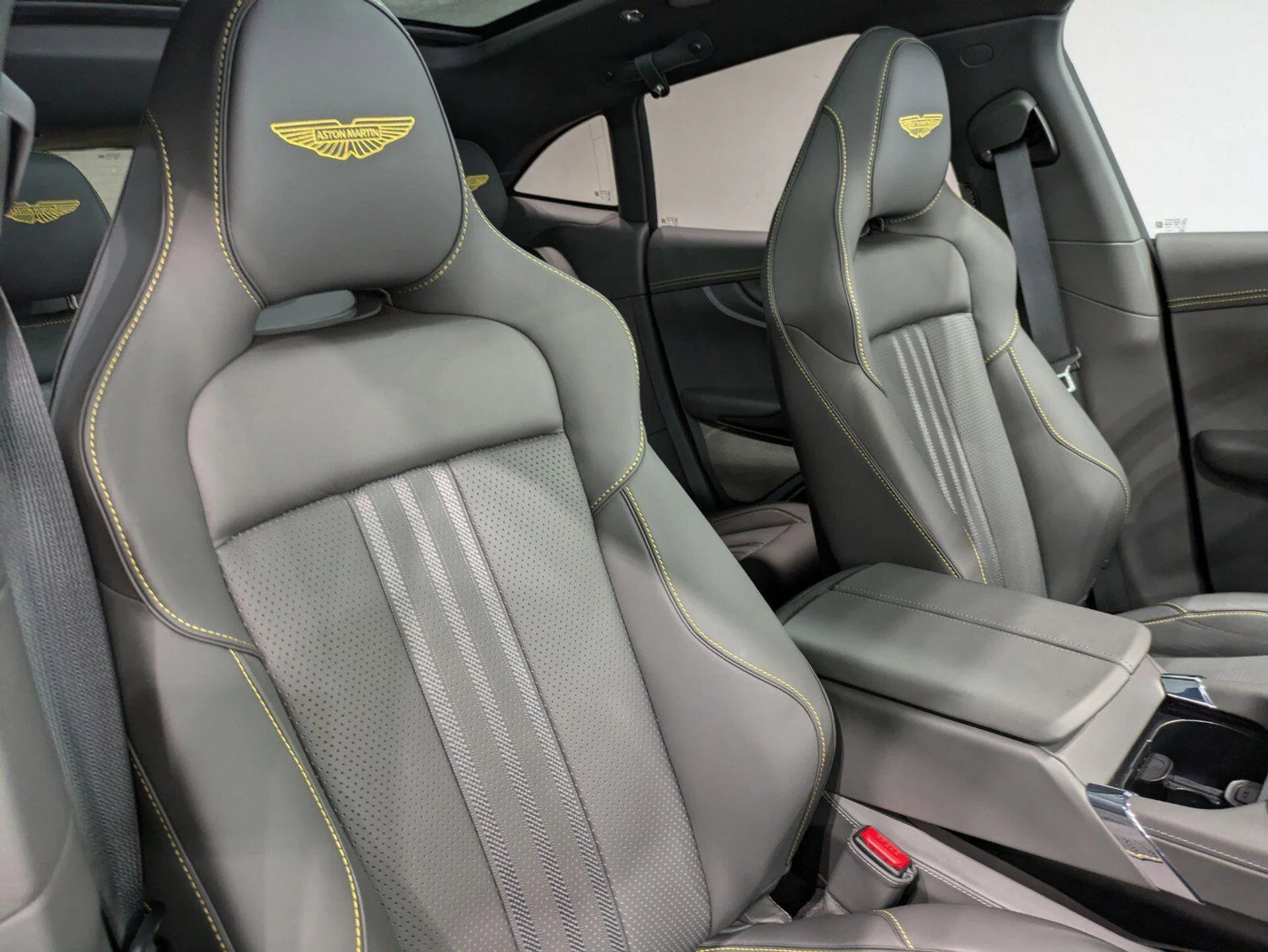 mph028_2655902741_eef85a74c59118a2469f0d869ca63da9_82c9ecf68c