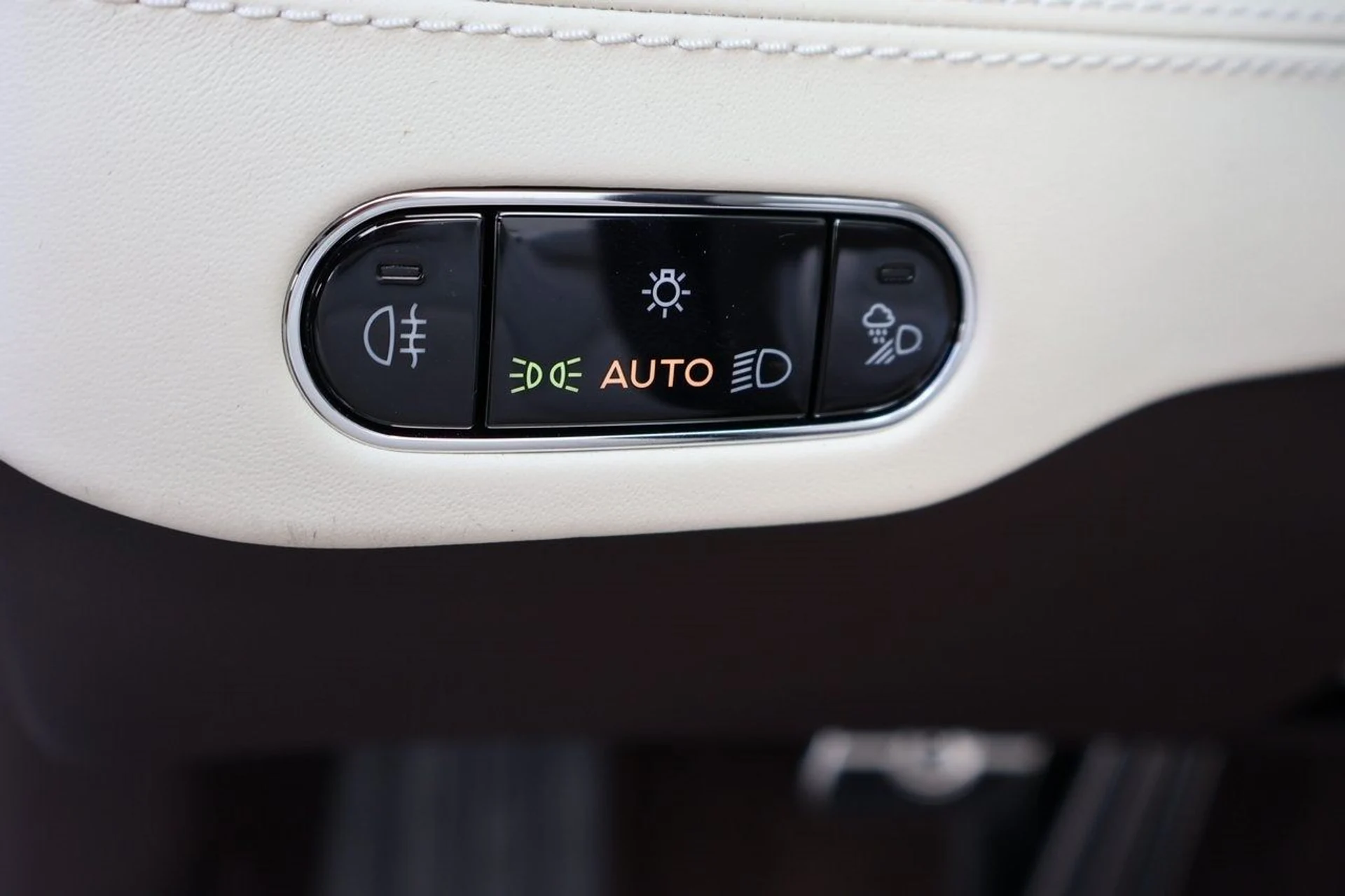 mph028_2657793284_29_a873624470