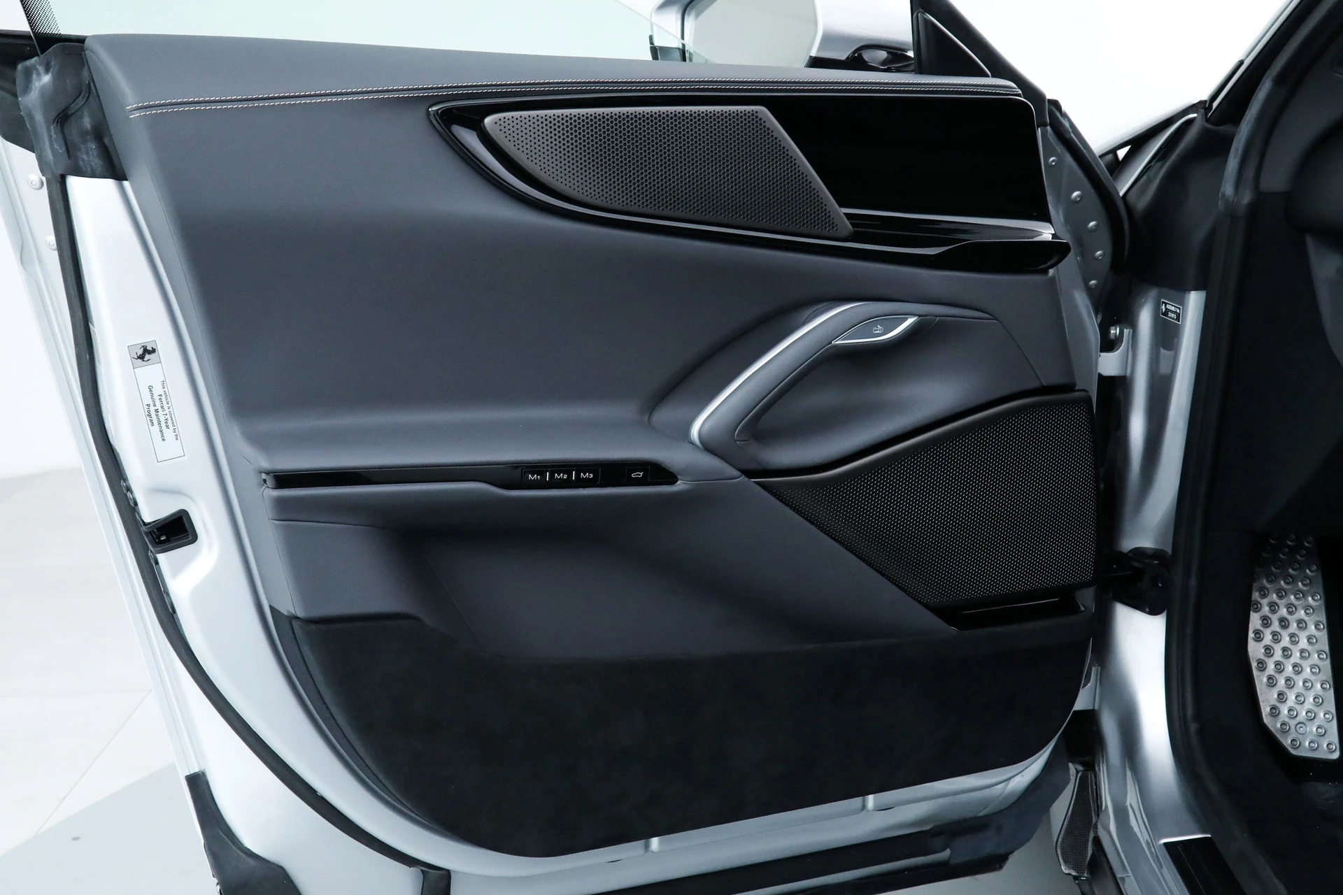 mph028_2660272928_1a0702e224fb82dc9409f906dc816128_938b6dbcc2