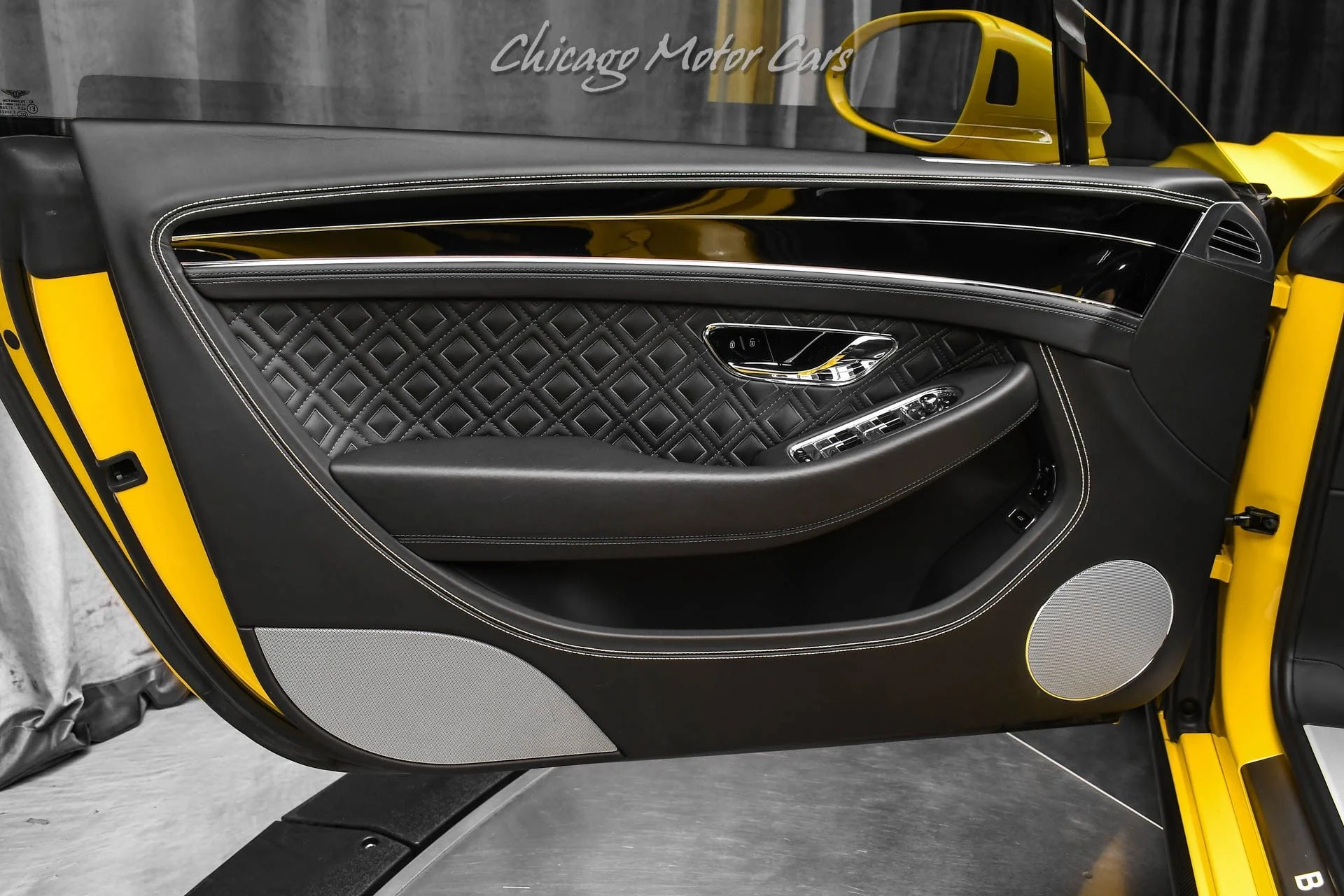 mph028_2662195833_12012_p29_l_5ff3a7c2fe