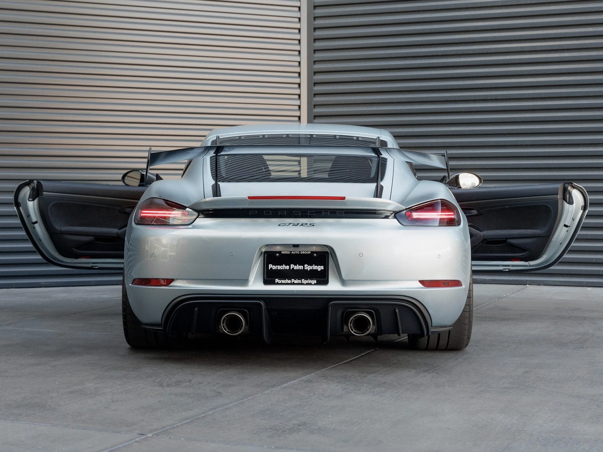 mph028_2662543683_29_3512df932b