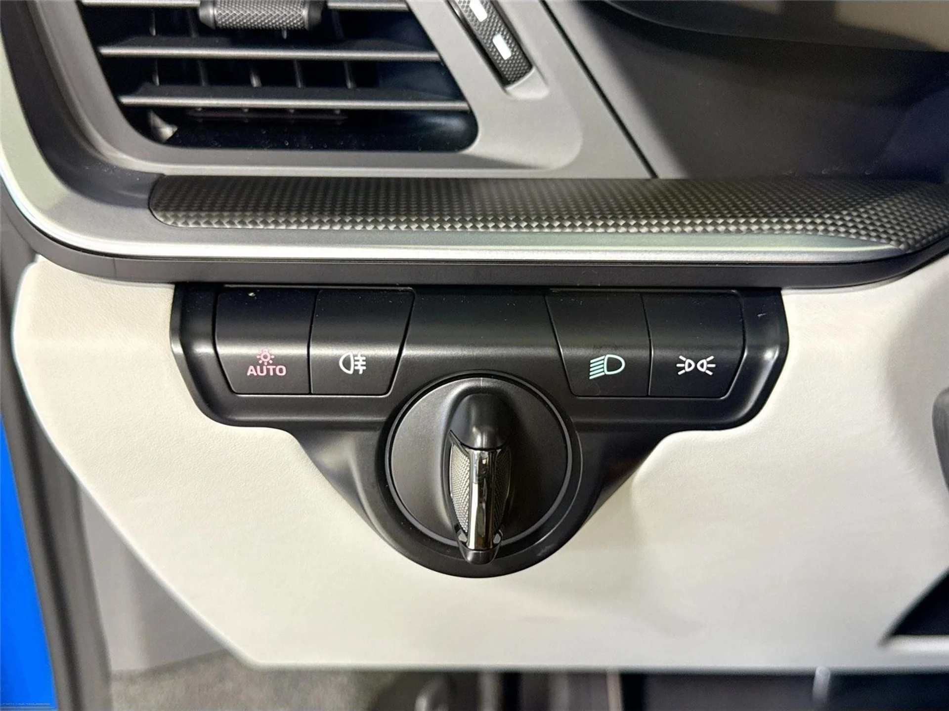 mph028_2666538637_68b6173595cdde2907e1c2d1c40656b7_35471a80fa