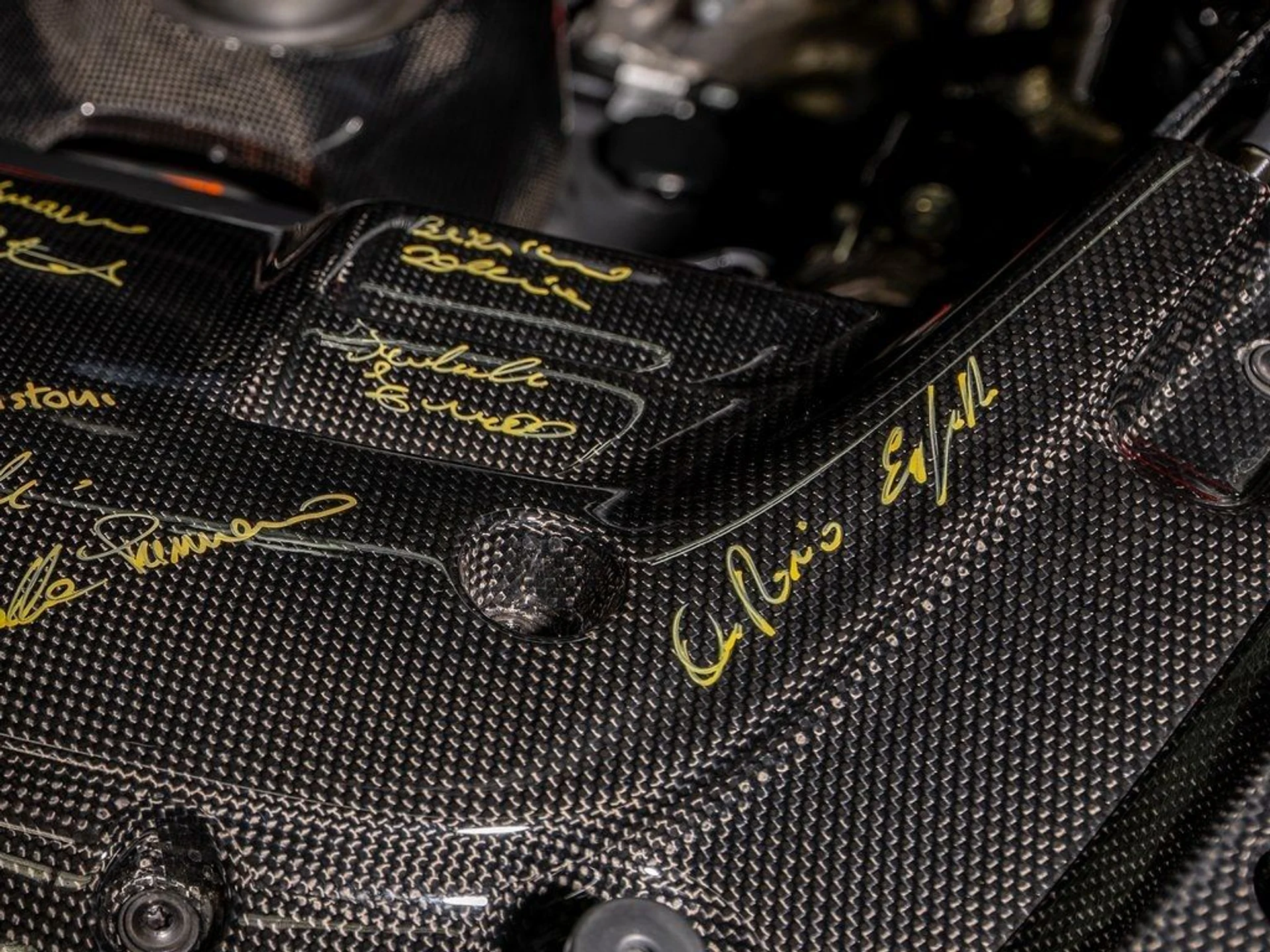 mph028_2674392652_image_29_a55643cf35