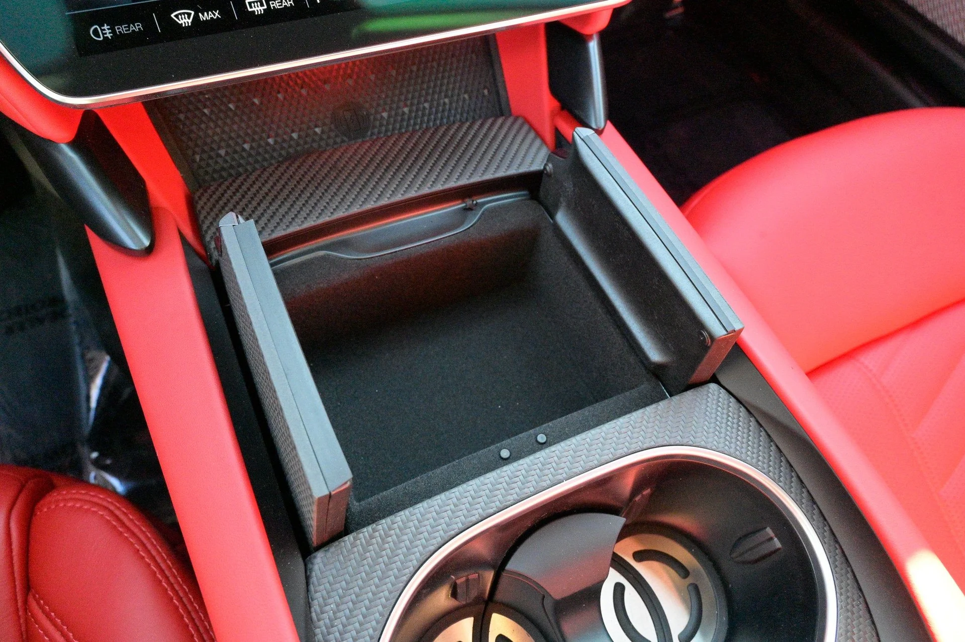 mph028_2675348207_2e1db15775c249ed851f121ca2f5579e_dba7176f4c