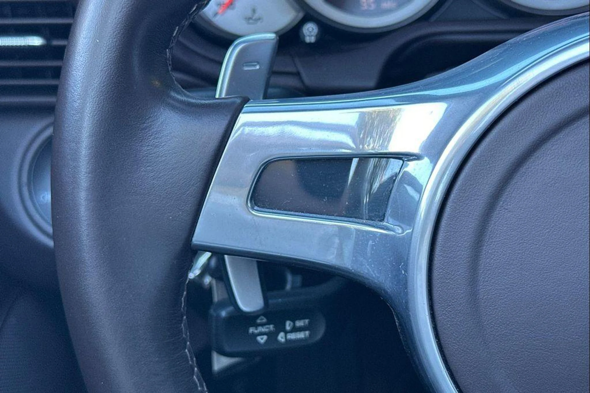 mph028_2685642538_8ha_Qy8_Nph_H_Qj8y_Nl_Iy27_LX_Lp_ESA_3a9b1e01cc