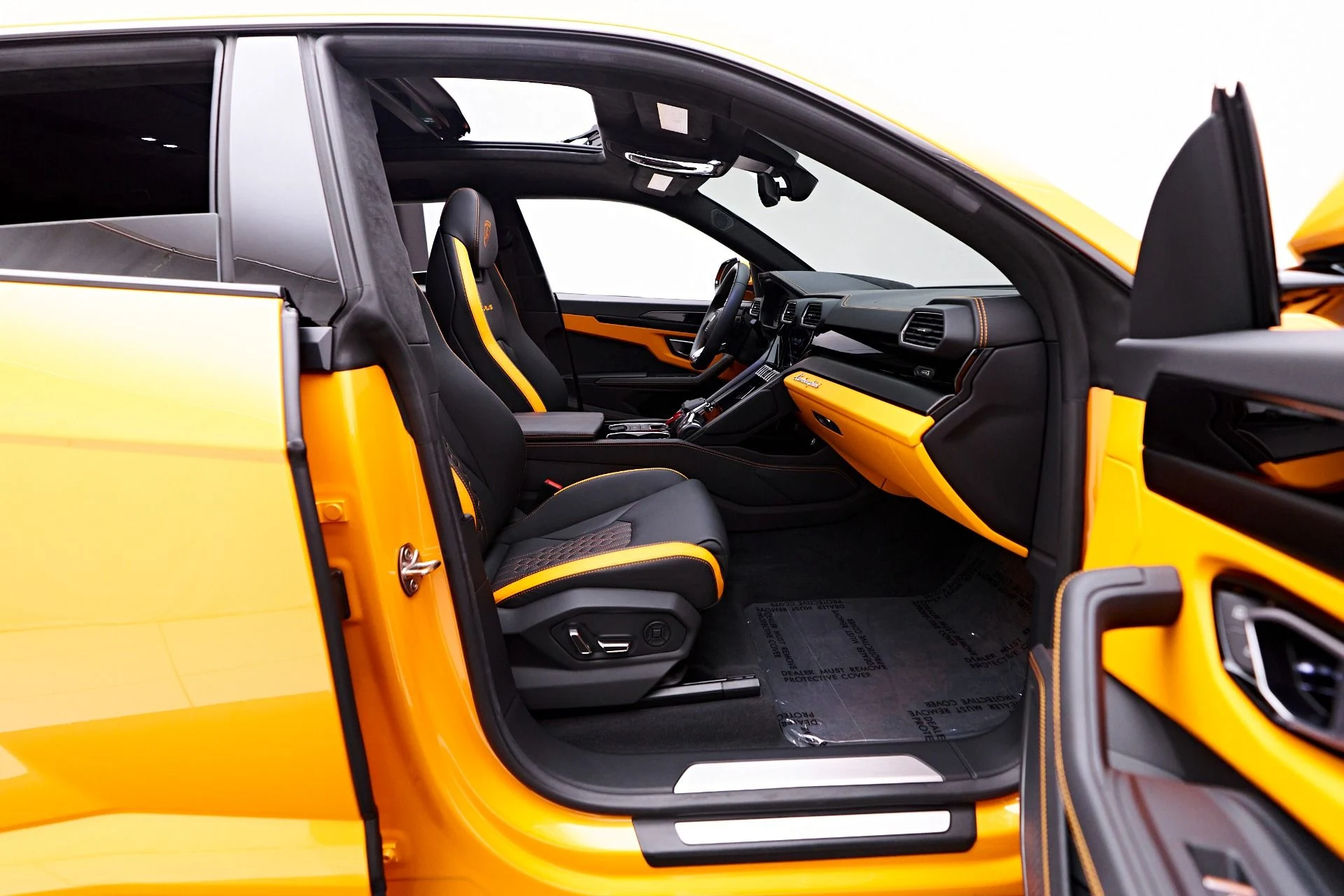 mph028_2693853946_Used_2023_Lamborghini_Urus_S_1747338722_5a5613254c