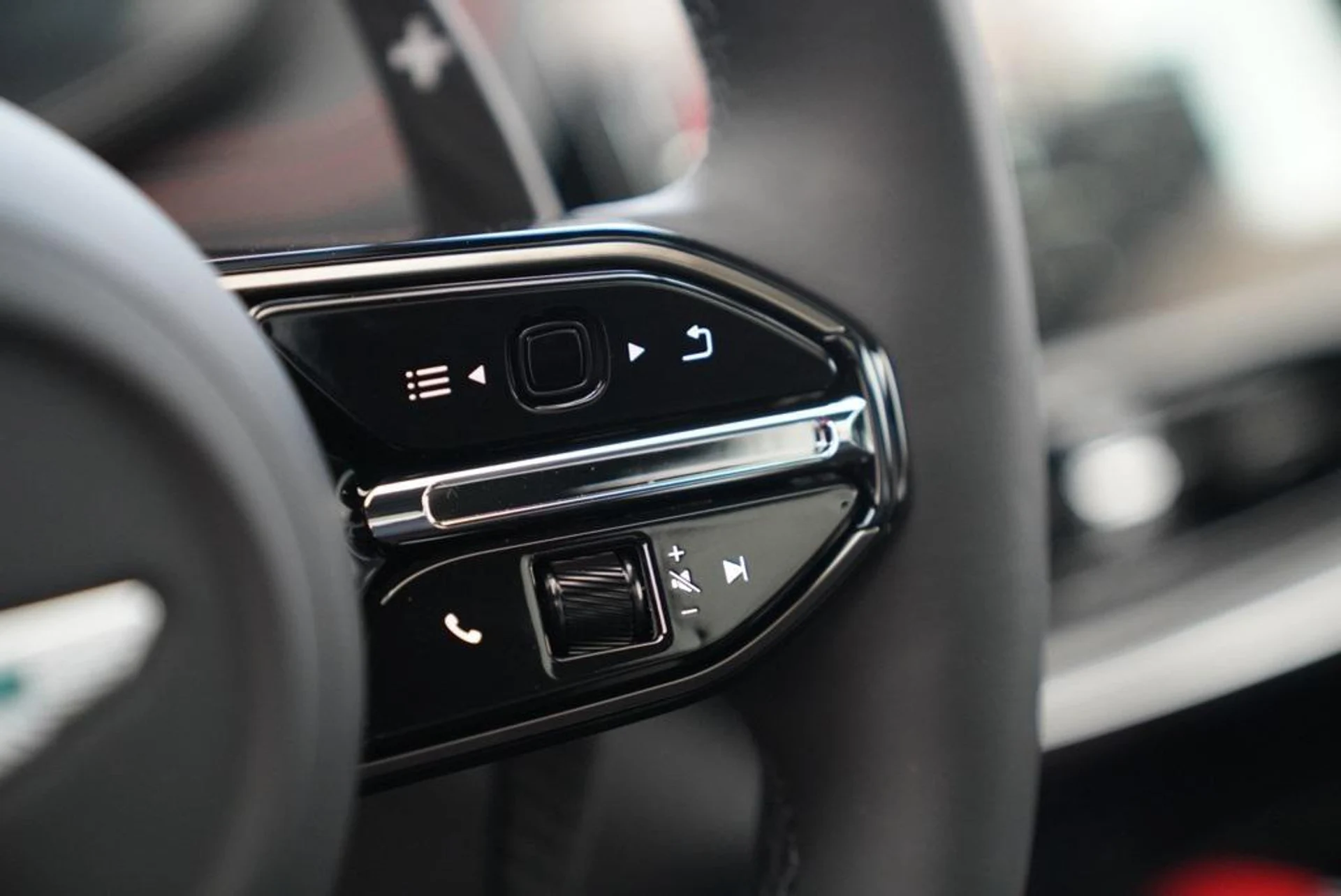 mph028_2697856384_m_O_Xm4_TQKR_Xc_R_Ha5_O_Qftsok_B_Zetk_935bb3da70