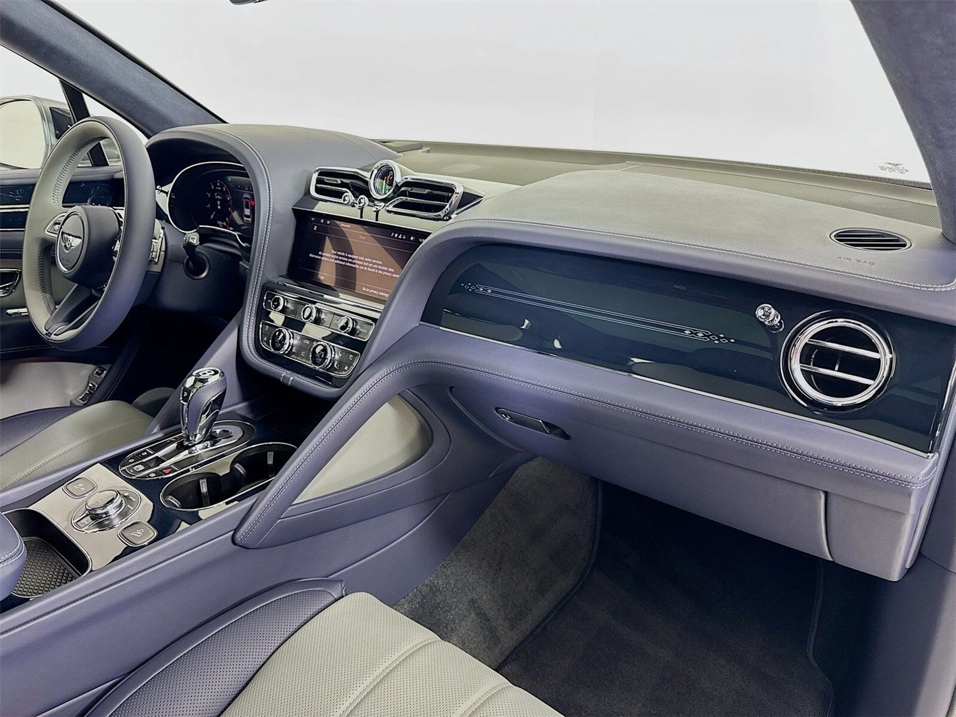 mph028_2700492196_317ff55f04621c1c4484a1e88bd818e3x_5d7b72d40f