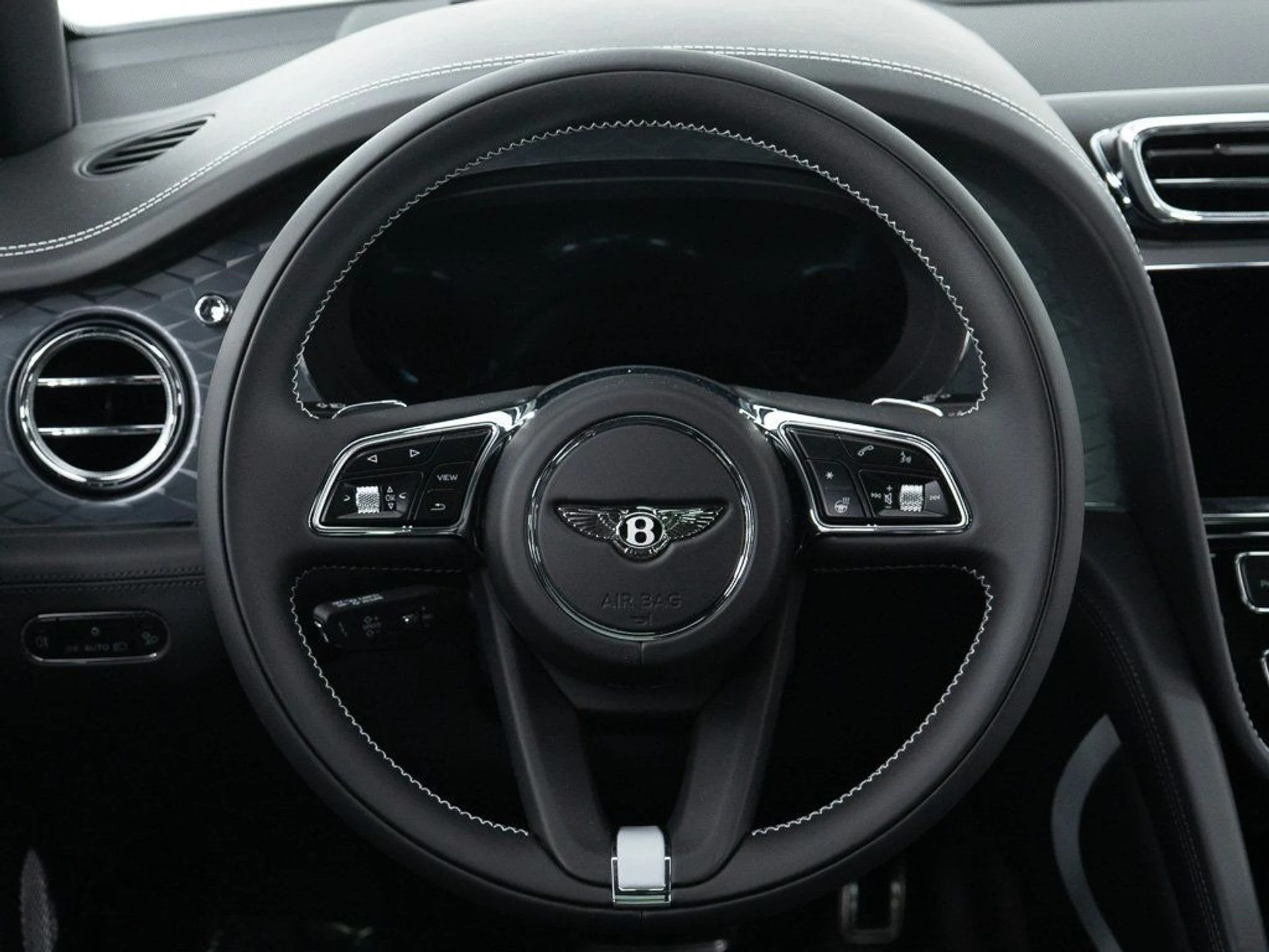 mph028_2703113391_d78d4b7e2ce21e0522d7492fd87a7768_d9f9d31b67