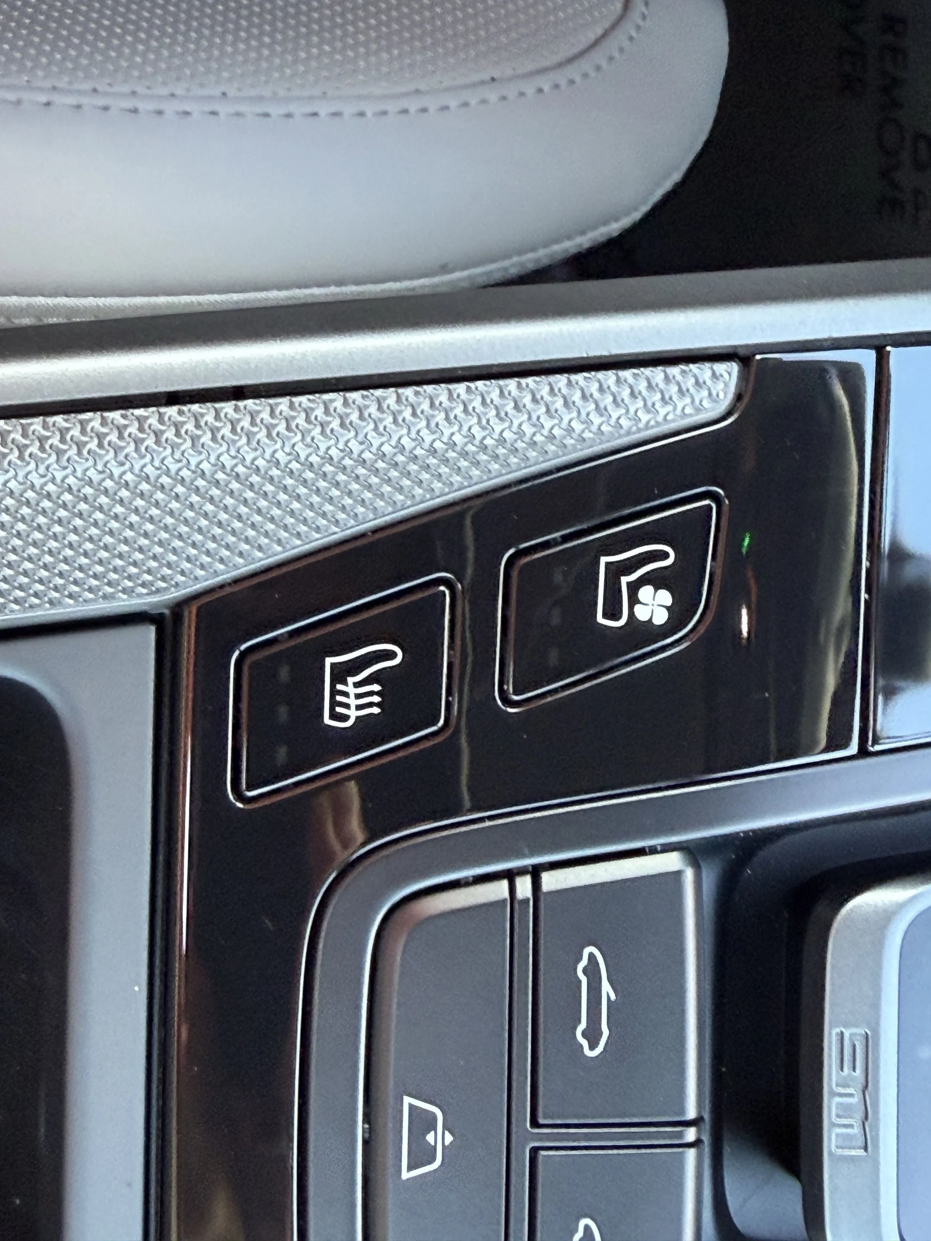 mph028_2705460778_1af7e18cf0f0b564c4e7362920a35fbax_cabc816588