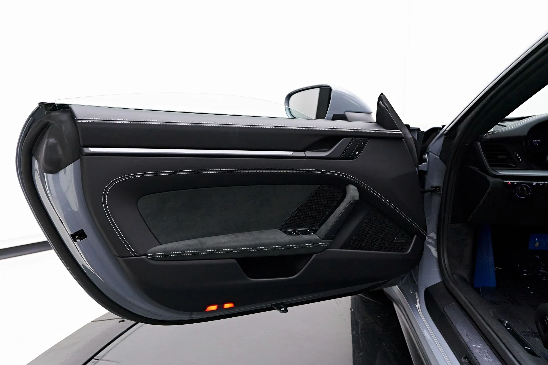 mph028_2707331978_Used_2023_Porsche_911_GT_3_1723305784_e250f25f6f