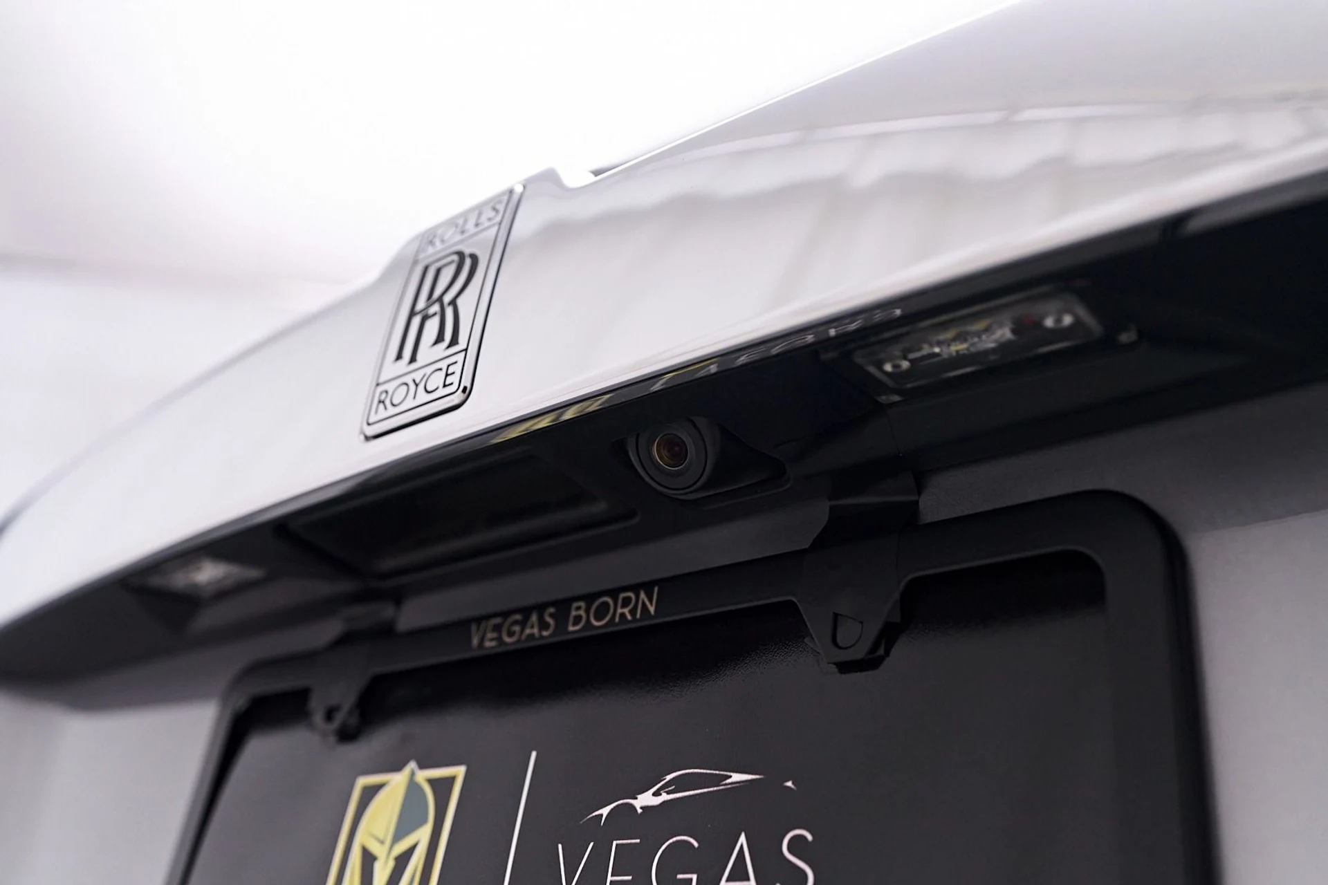 mph028_2713896135_Used_2019_Rolls_Royce_Ghost_Base_1744847276_52acae233b