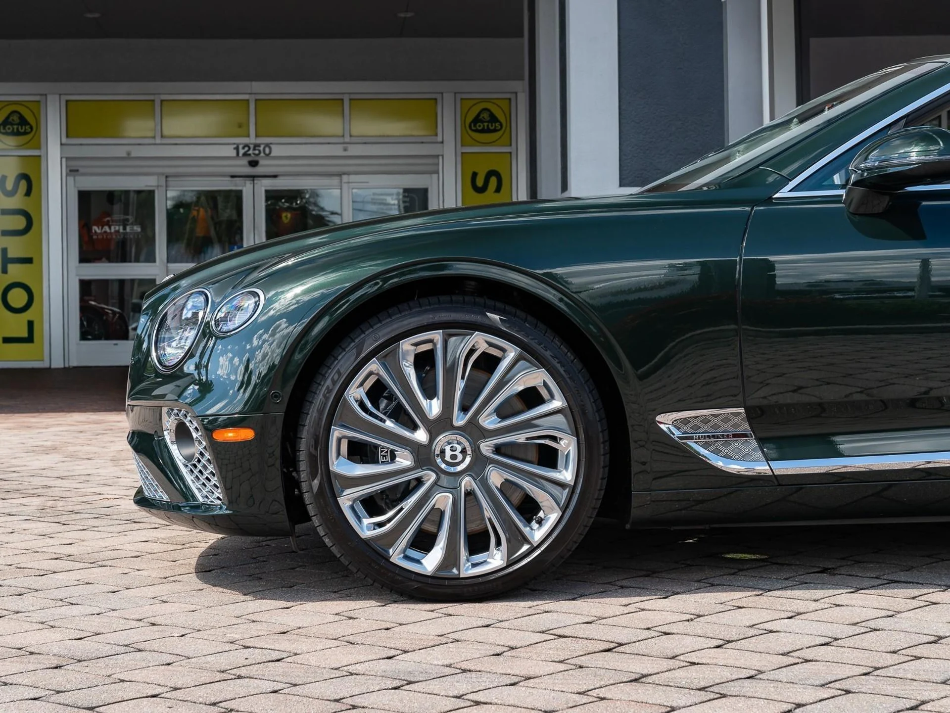 mph028_2715536620_Used_2023_Bentley_Continental_GT_Speed_1761343547_4f23d9f895